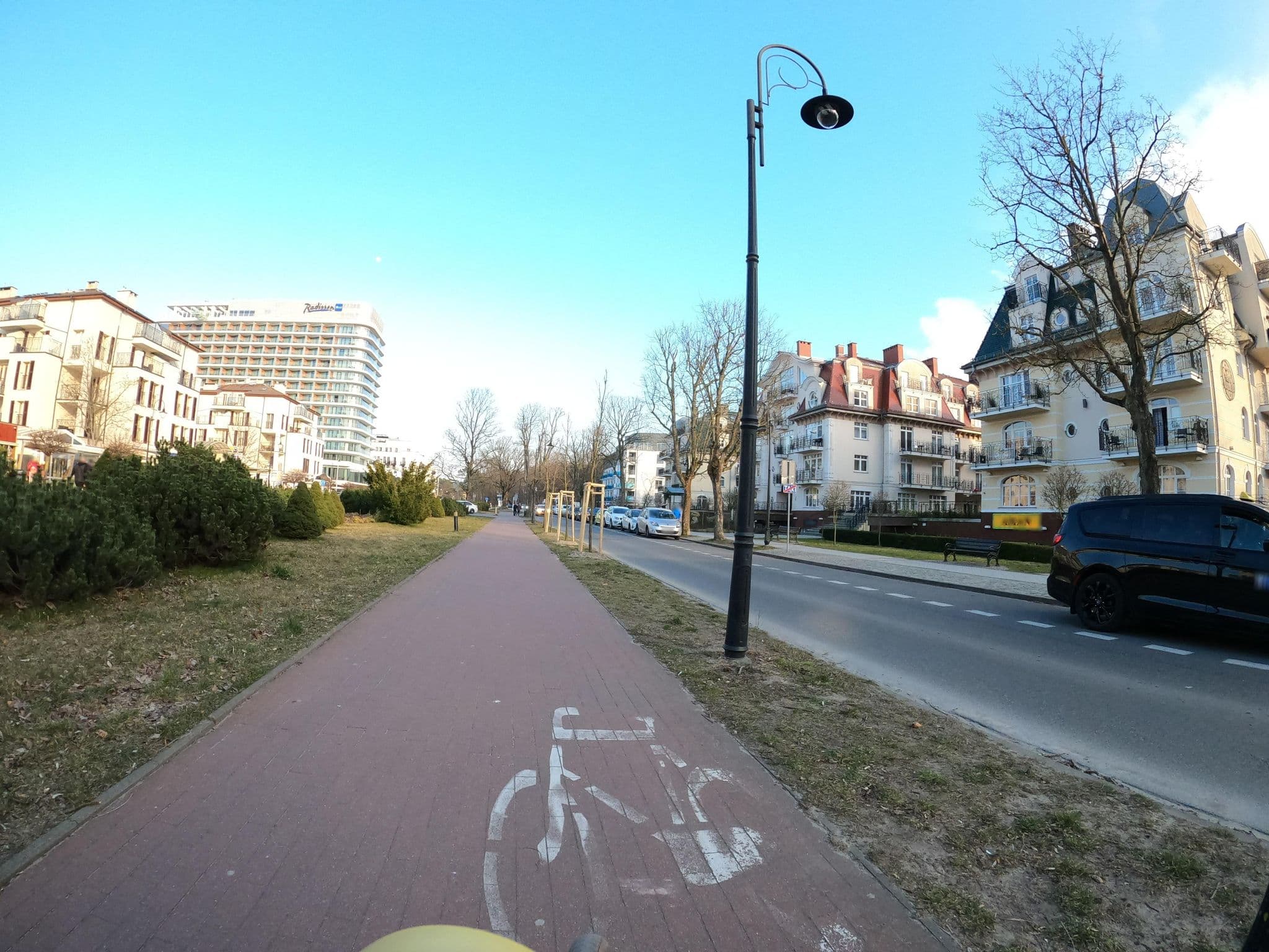 Street view near Aparthotele Avangard, Świnoujście — © masterofnoroad (CC BY-SA · Mapillary)
