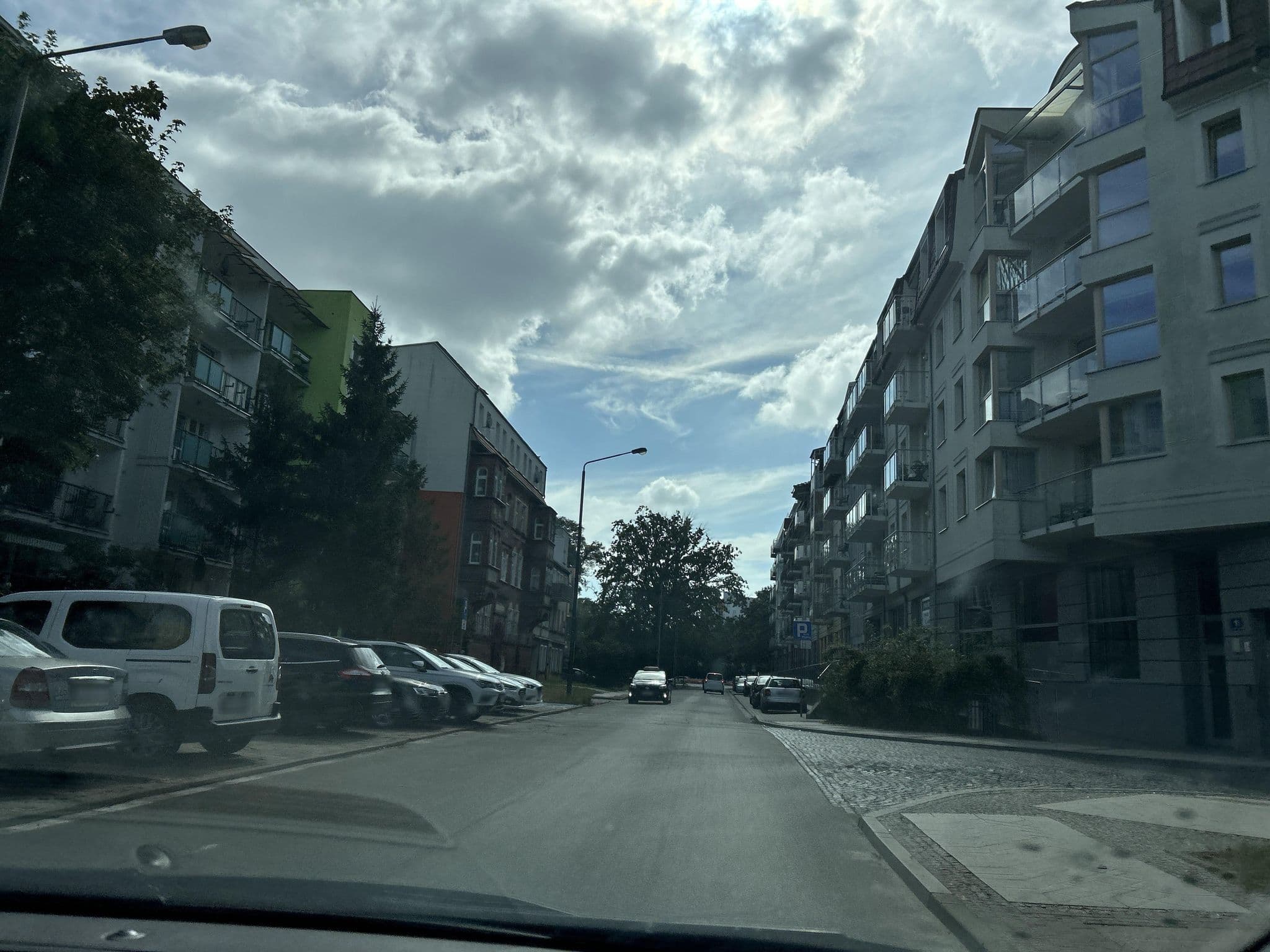 Street view near Wyspa Uznam - Róża Wiatrów, Świnoujście — © strudel (CC BY-SA · Mapillary)