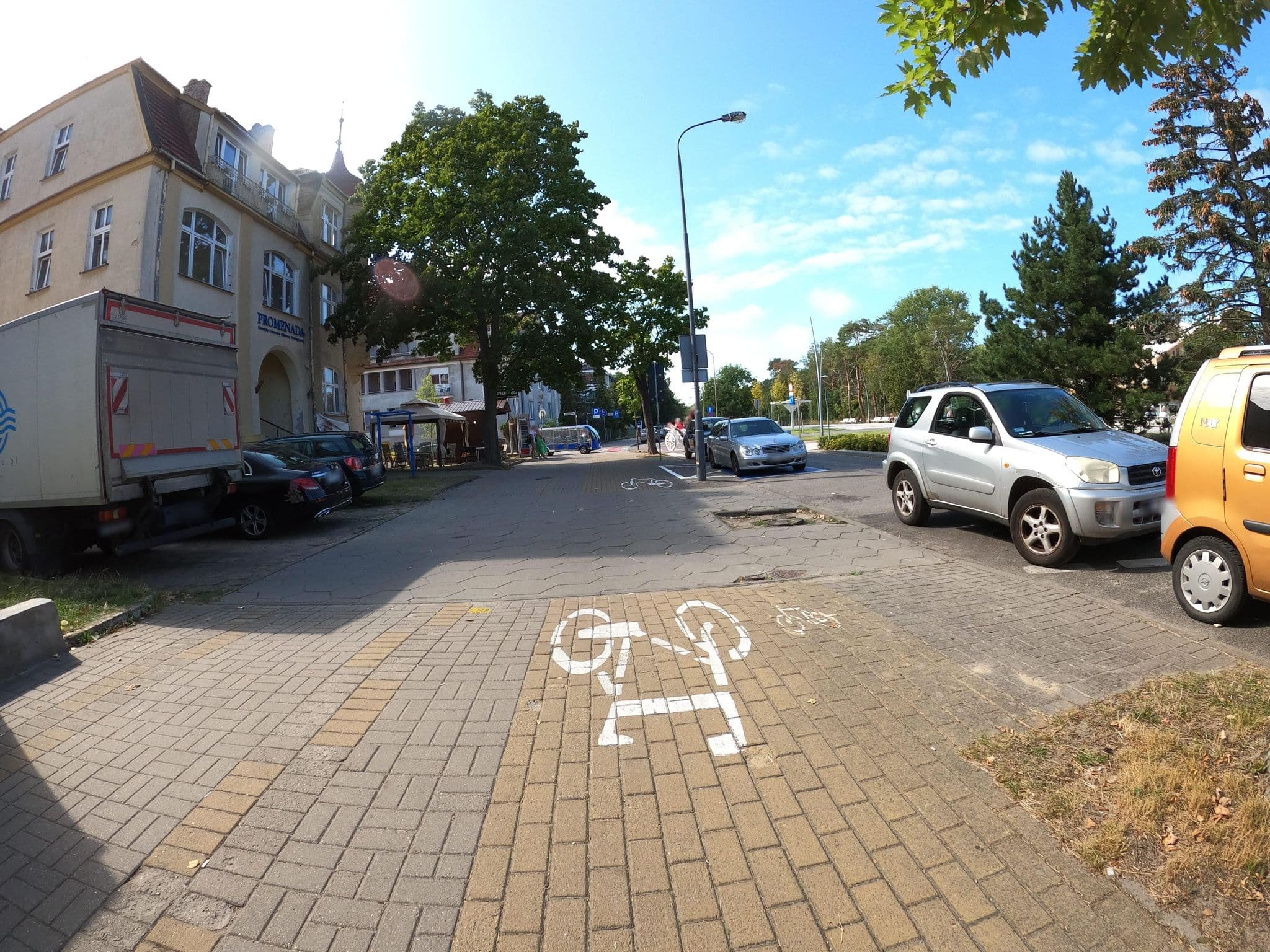 Street view near Kaiser Bad Sp. z o.o., Świnoujście — © masterofnoroad (CC BY-SA · Mapillary)