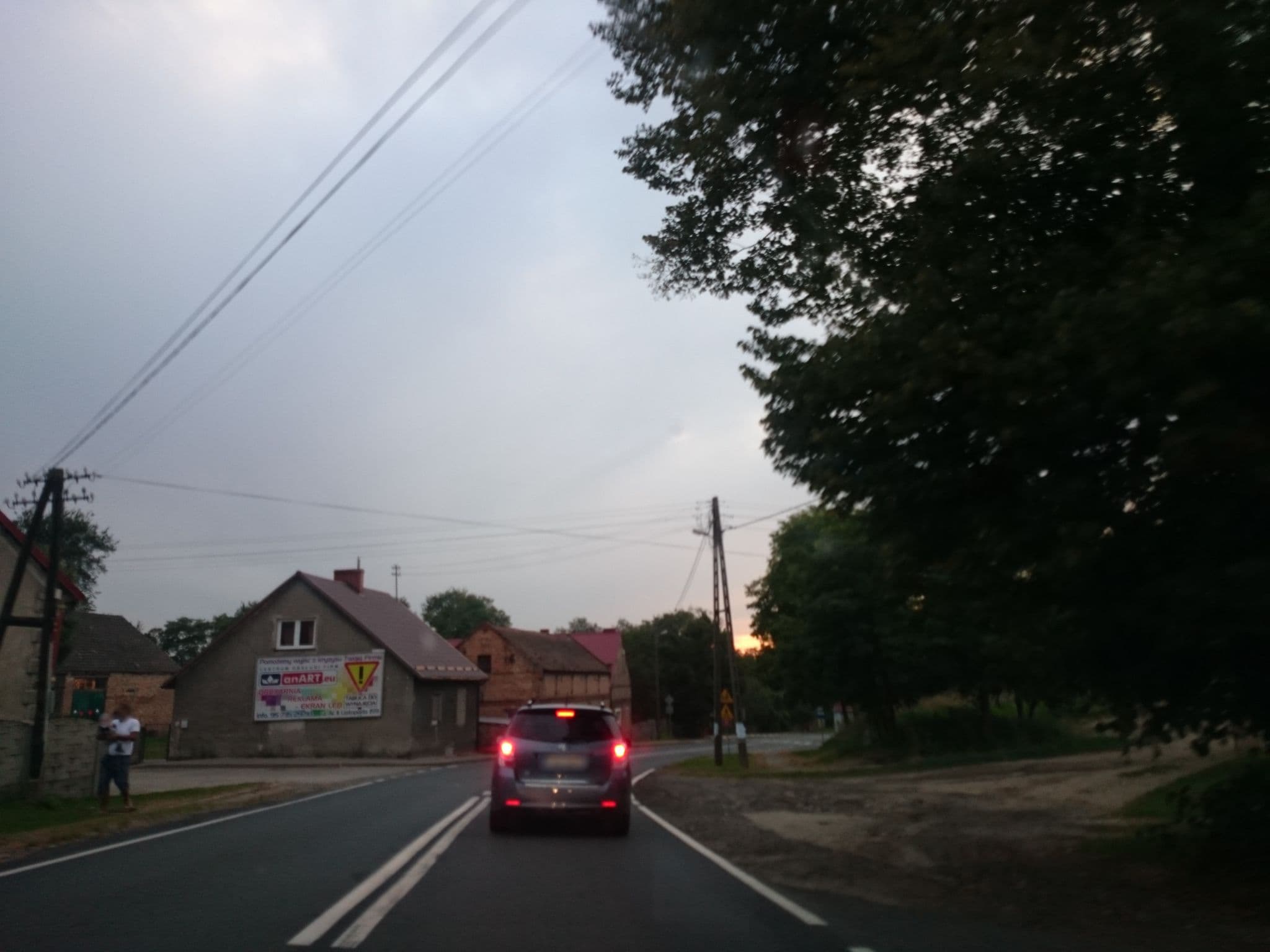 Street view near Pensjonat Leśniczówka Halina Musiał, Słubice — © mroq (CC BY-SA · Mapillary)