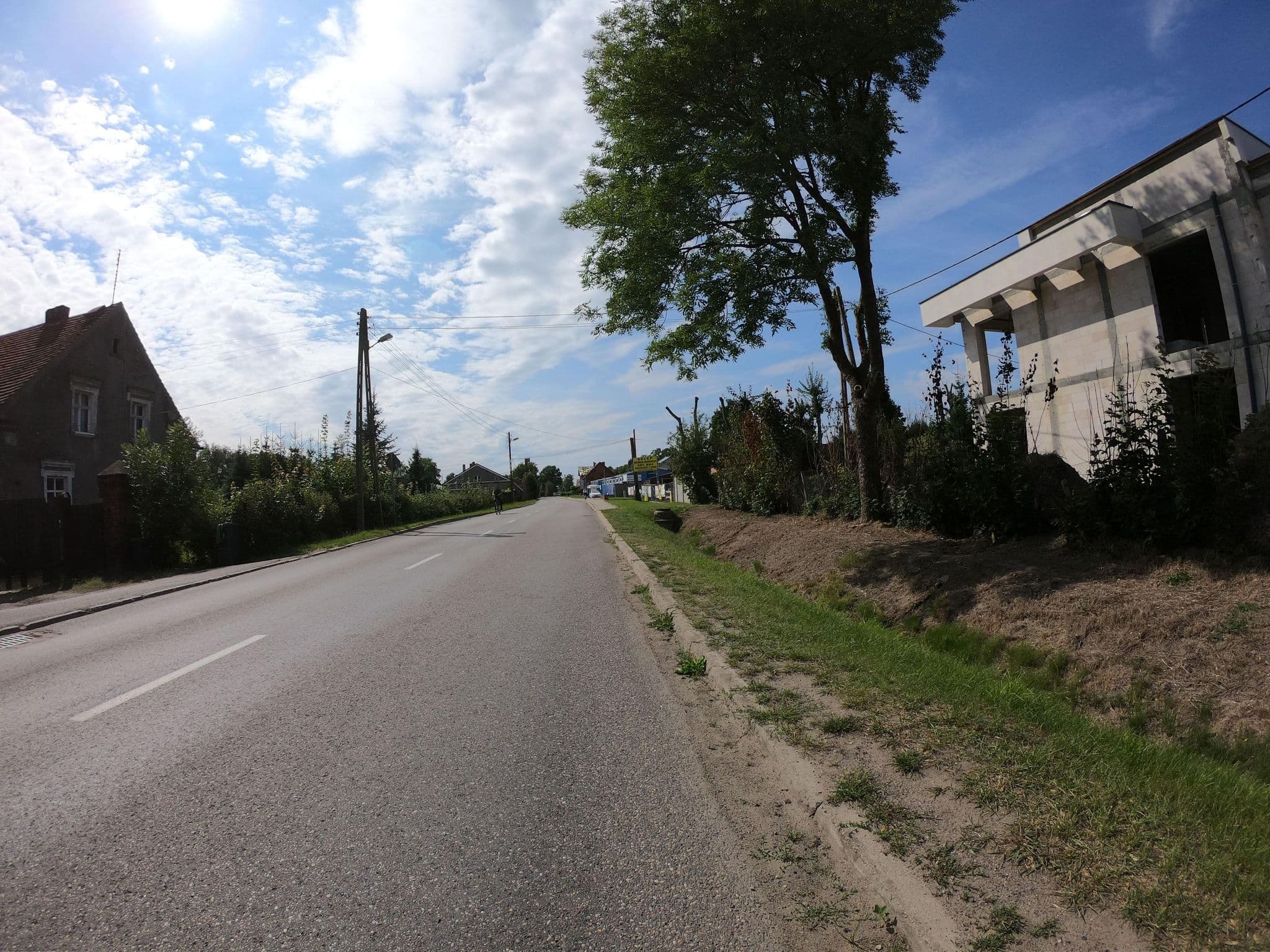 Street view near Andrzej Laskowski, Mieszkowice — © masterofnoroad (CC BY-SA · Mapillary)