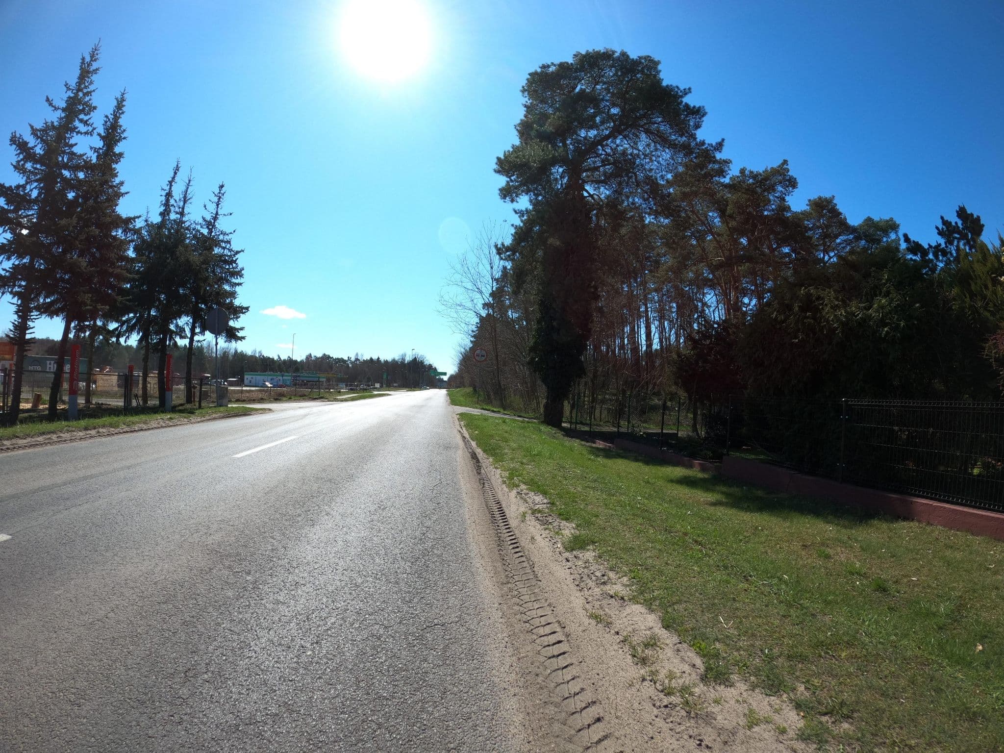 Street view near Motel MAK 24h, Rzepin — © masterofnoroad (CC BY-SA · Mapillary)