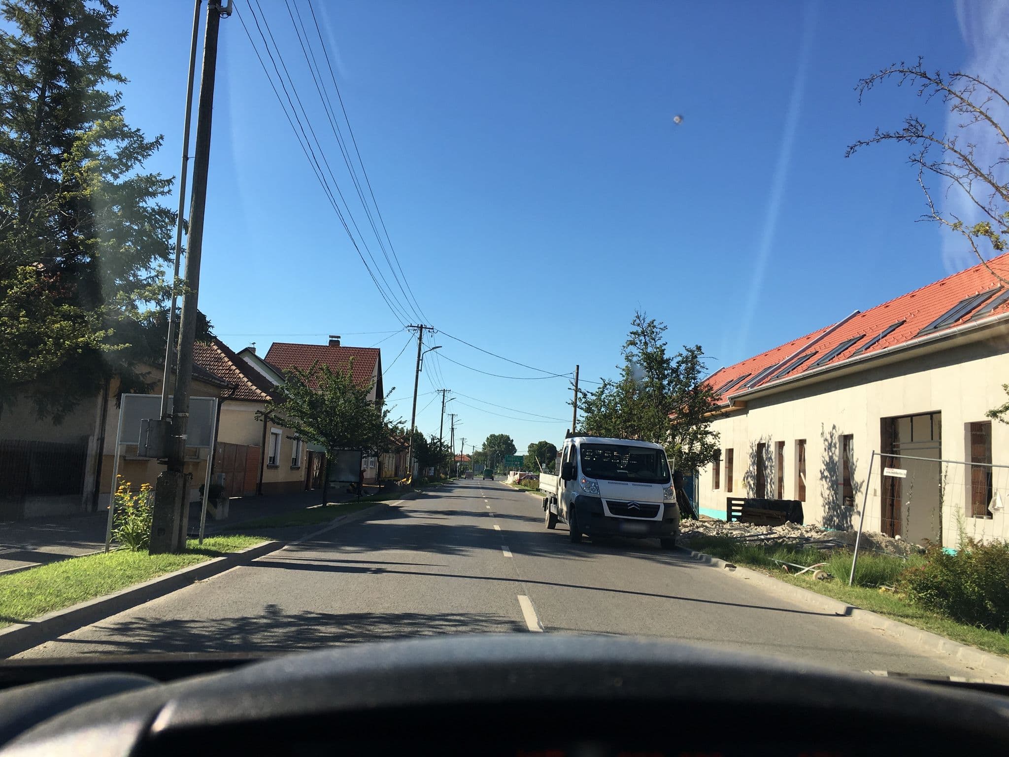 Street view near Akácvirág & Lilaakác Apartman, Mórahalom — © bucsanszki (CC BY-SA · Mapillary)