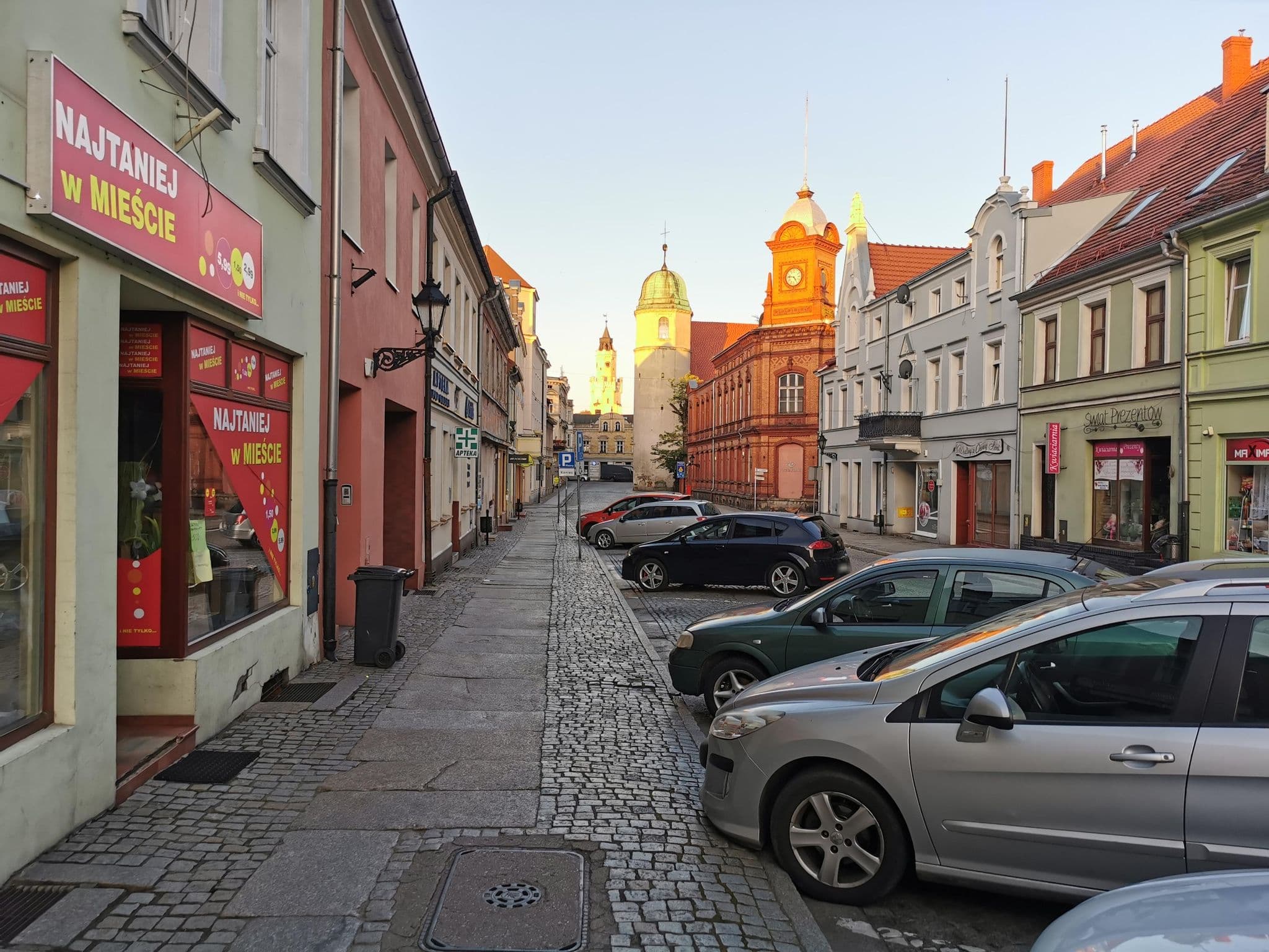 Street view near Bristol. Hotel, Wschowa — © mezazis (CC BY-SA · Mapillary)
