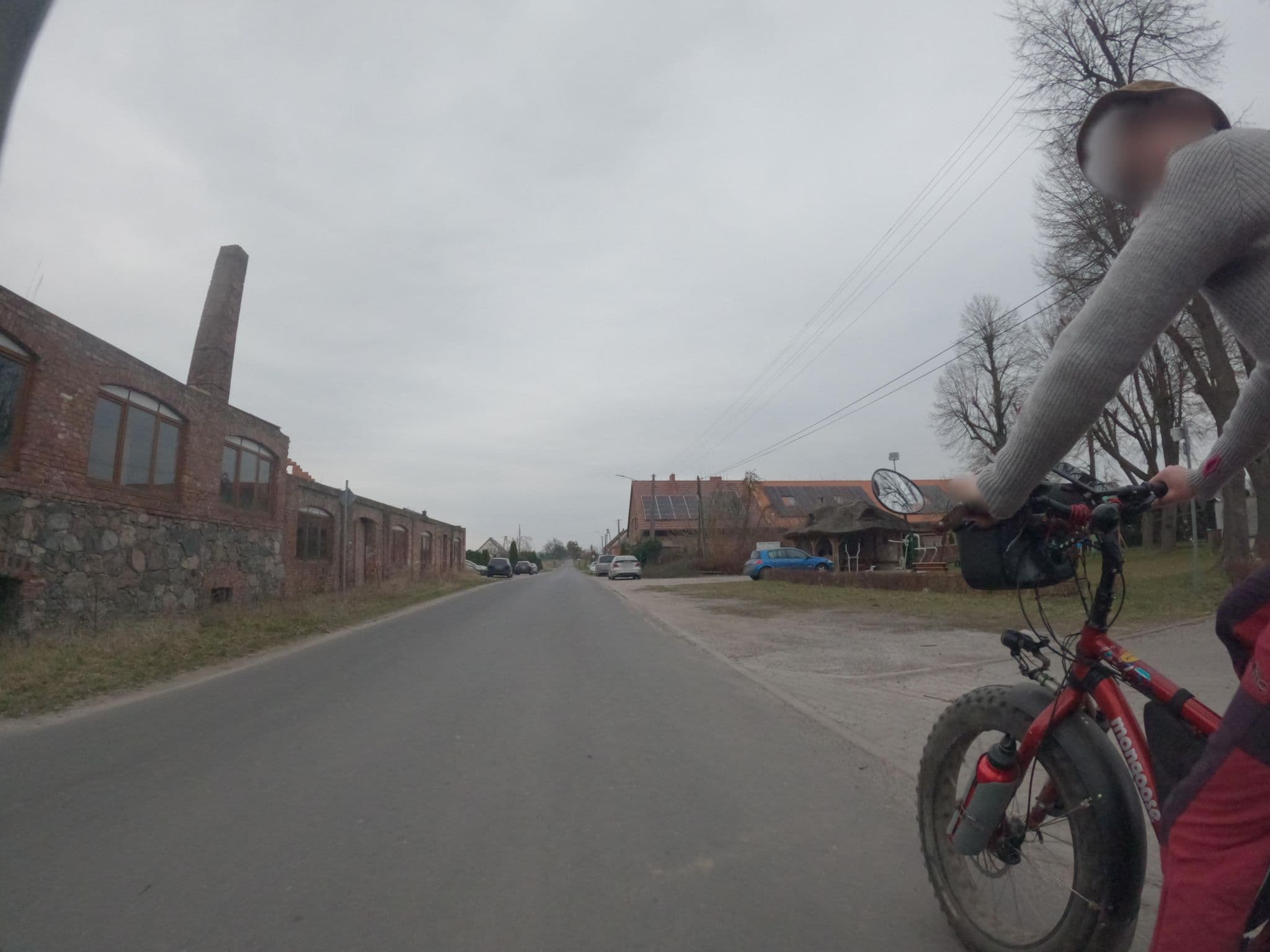 Street view near Jaroszewskie Wzgórze, Sieraków — © masterofnoroad (CC BY-SA · Mapillary)