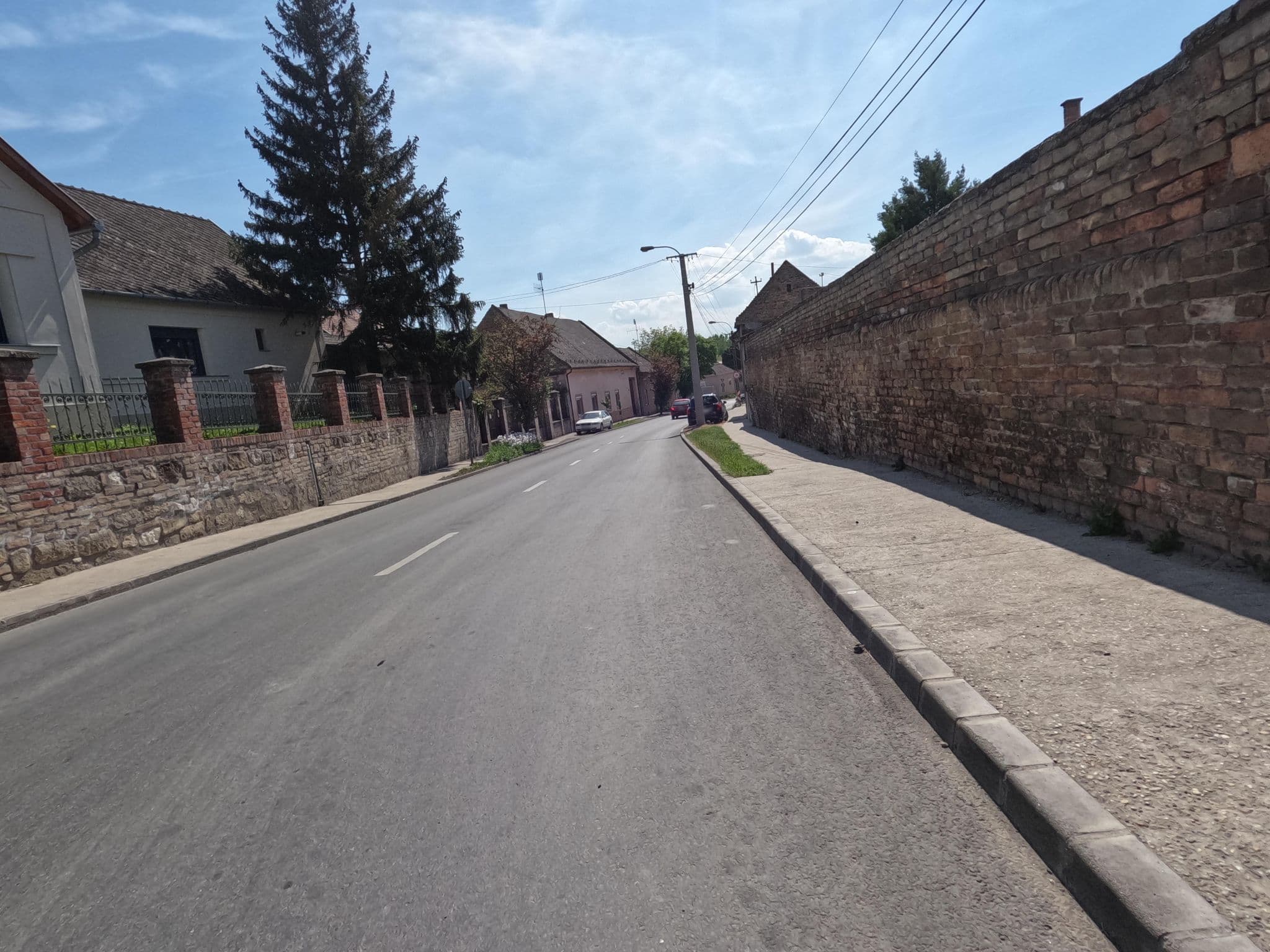 Street view near Alta Ripa vendégház, Tolna — © tracker (CC BY-SA · Mapillary)