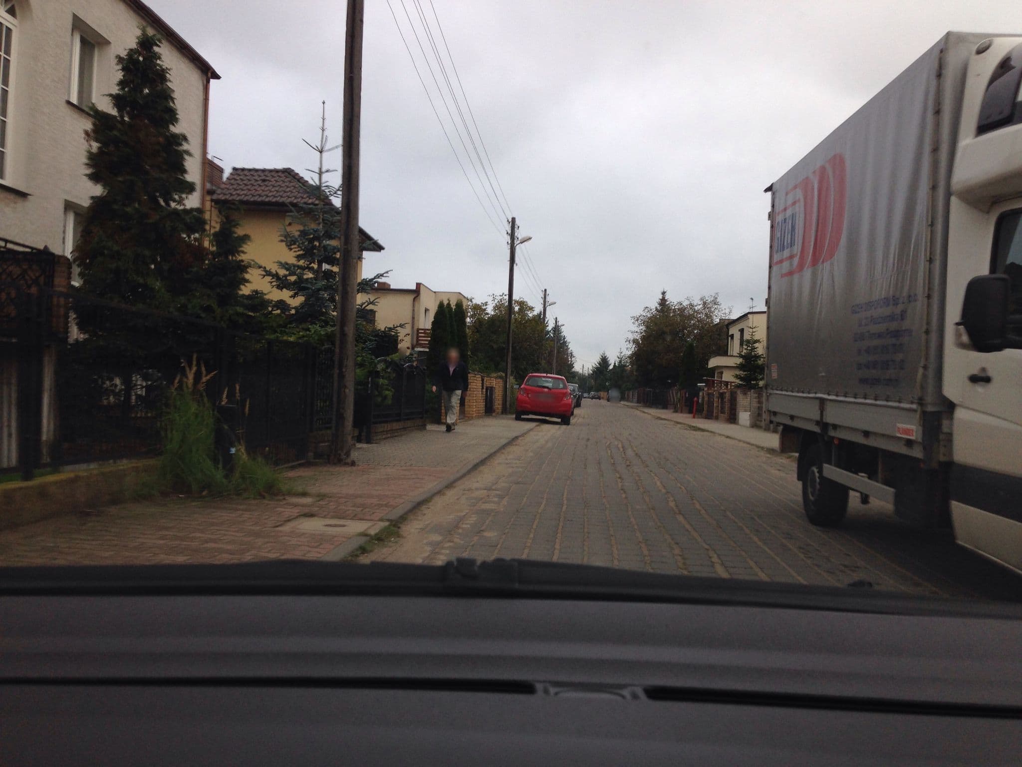 Street view near Willa Podolany, Suchy Las — © fundacja_geolife (CC BY-SA · Mapillary)