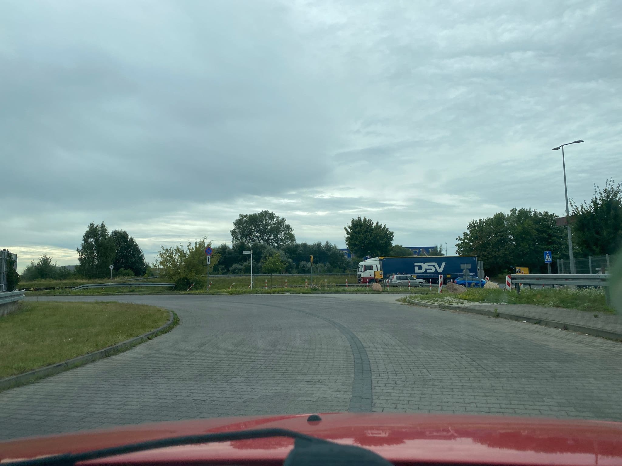 Street view near Motel Onyks, Tarnowo Podgórne — © igi (CC BY-SA · Mapillary)