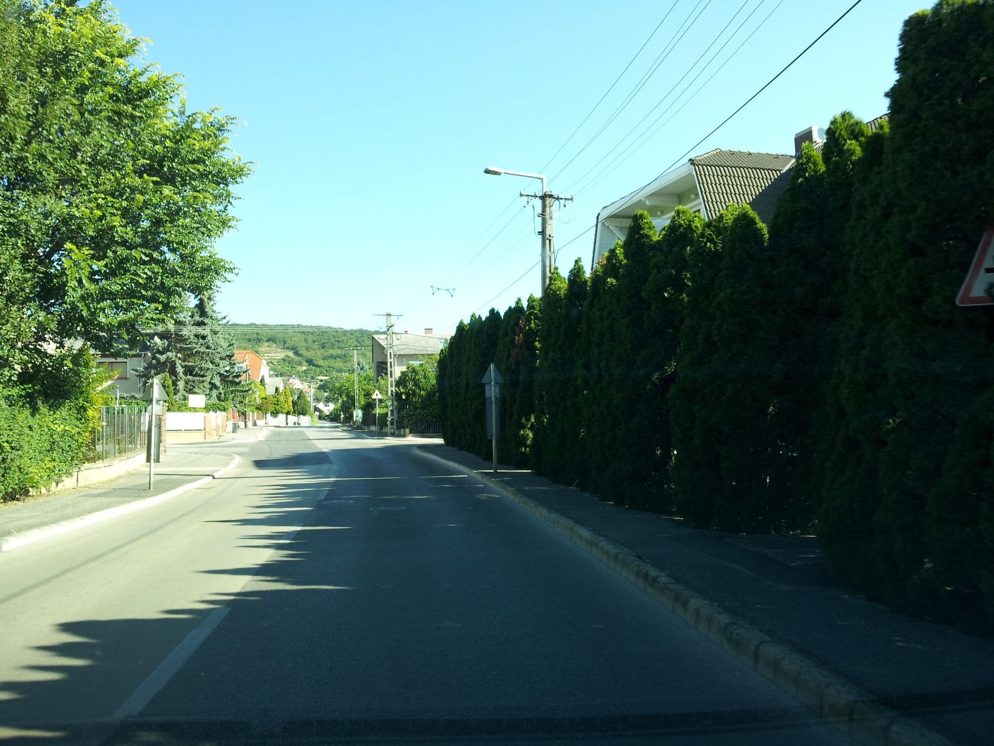Street view near Zöld vendégház I.-II., Balatonfüred — © kolesajr (CC BY-SA · Mapillary)