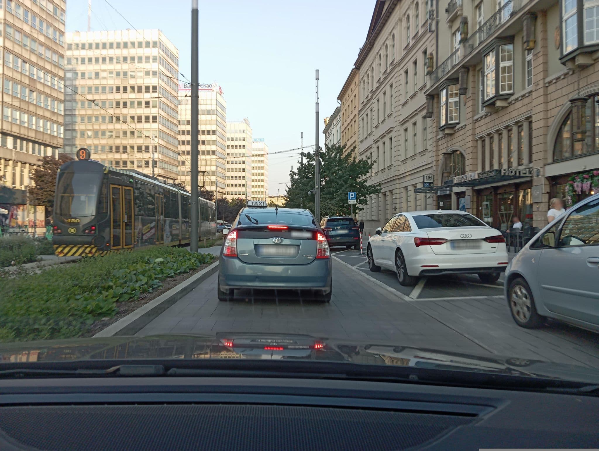 Street view near Nh Hoteles Polska Sp. z o.o., Poznań — © jacekb (CC BY-SA · Mapillary)