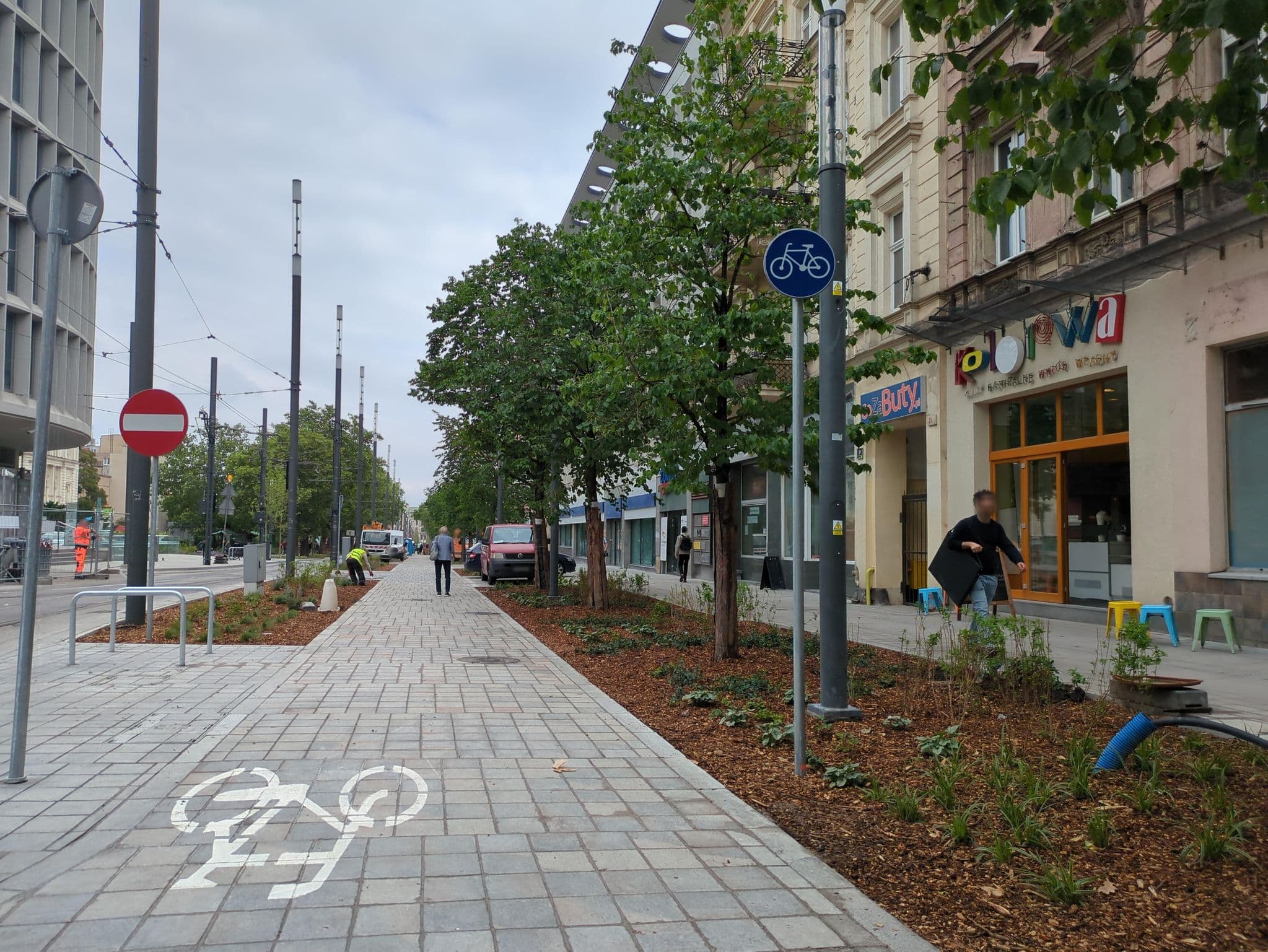 Street view near Cinnamon Hostel, Poznań — © 6b17d8c50e264a46 (CC BY-SA · Mapillary)