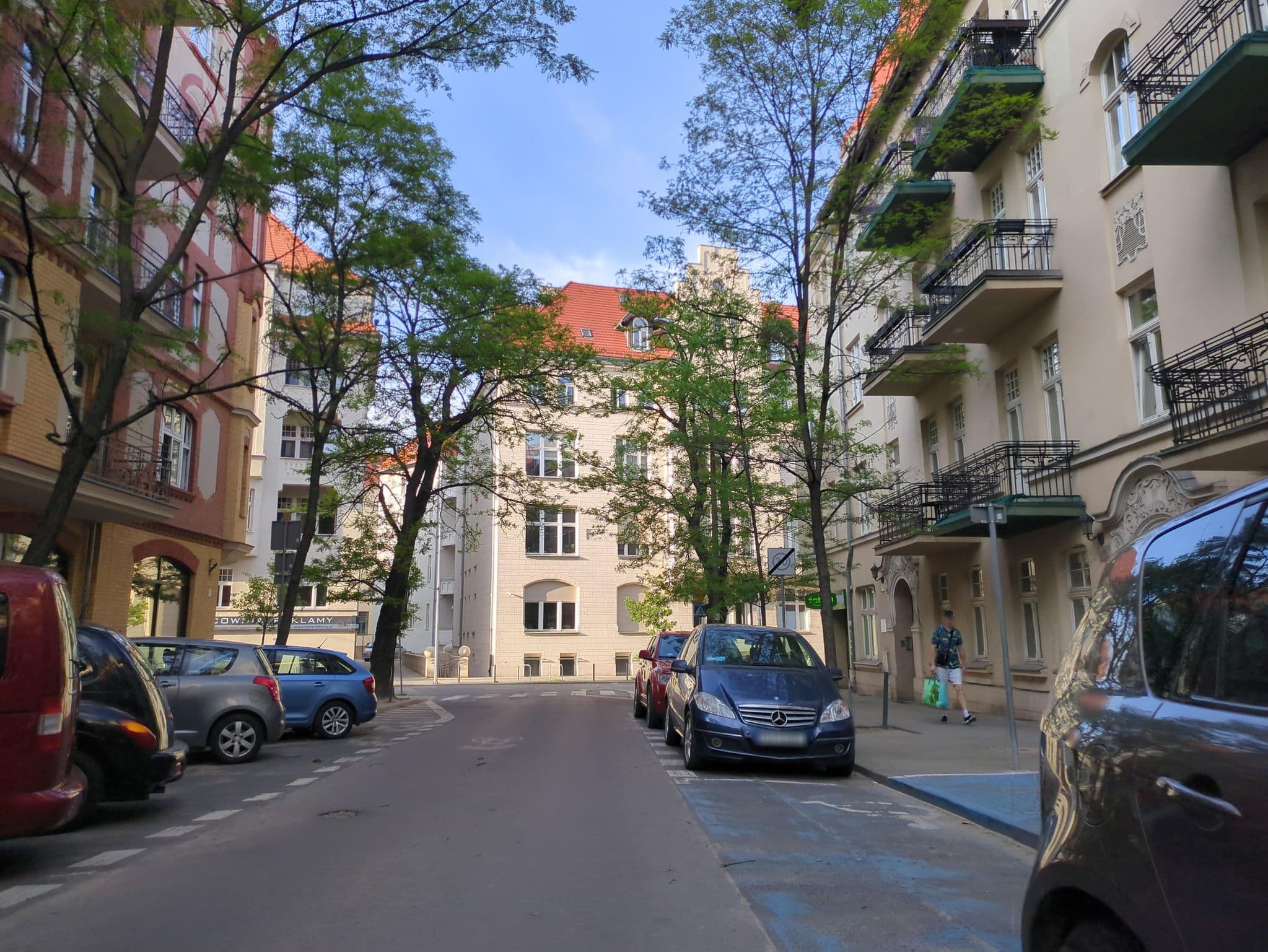 Street view near "U Piwowarów" Apartamenty, Poznań — © 6b17d8c50e264a46 (CC BY-SA · Mapillary)