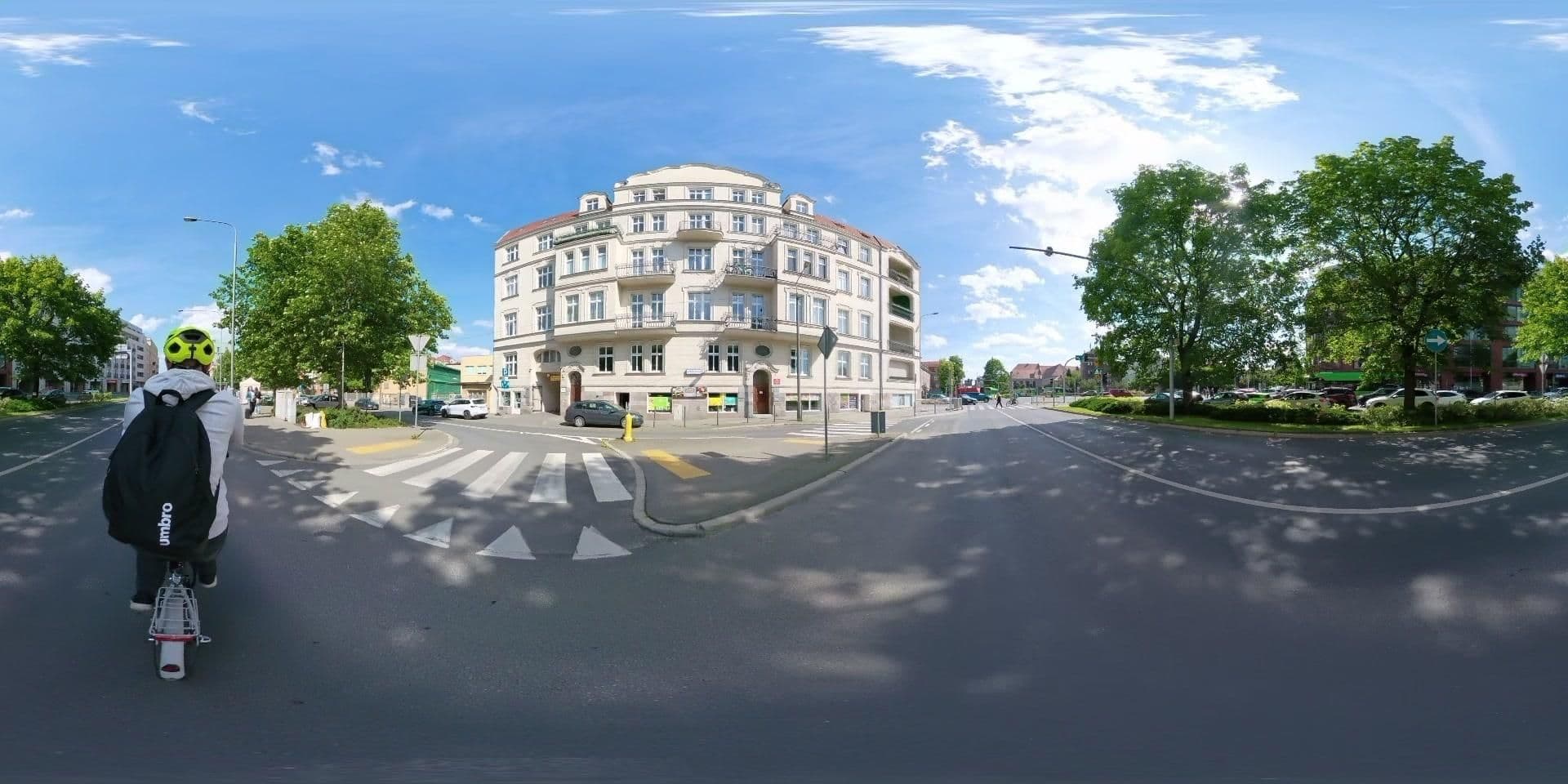 Street view near Hello Poznań, Poznań — © Mik1900 (CC BY-SA · Mapillary)