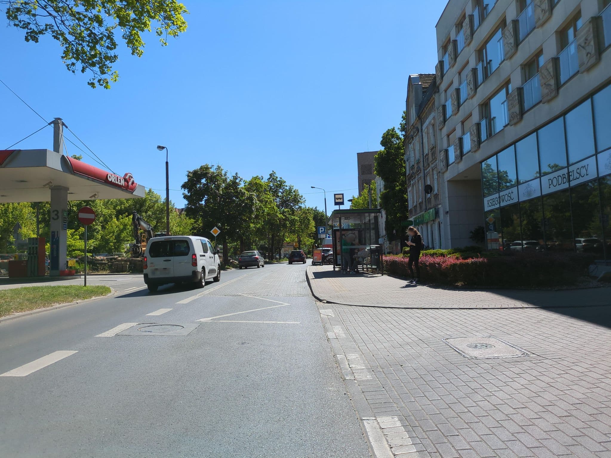 Street view near Agnes. Apartament, Poznań — © 6b17d8c50e264a46 (CC BY-SA · Mapillary)
