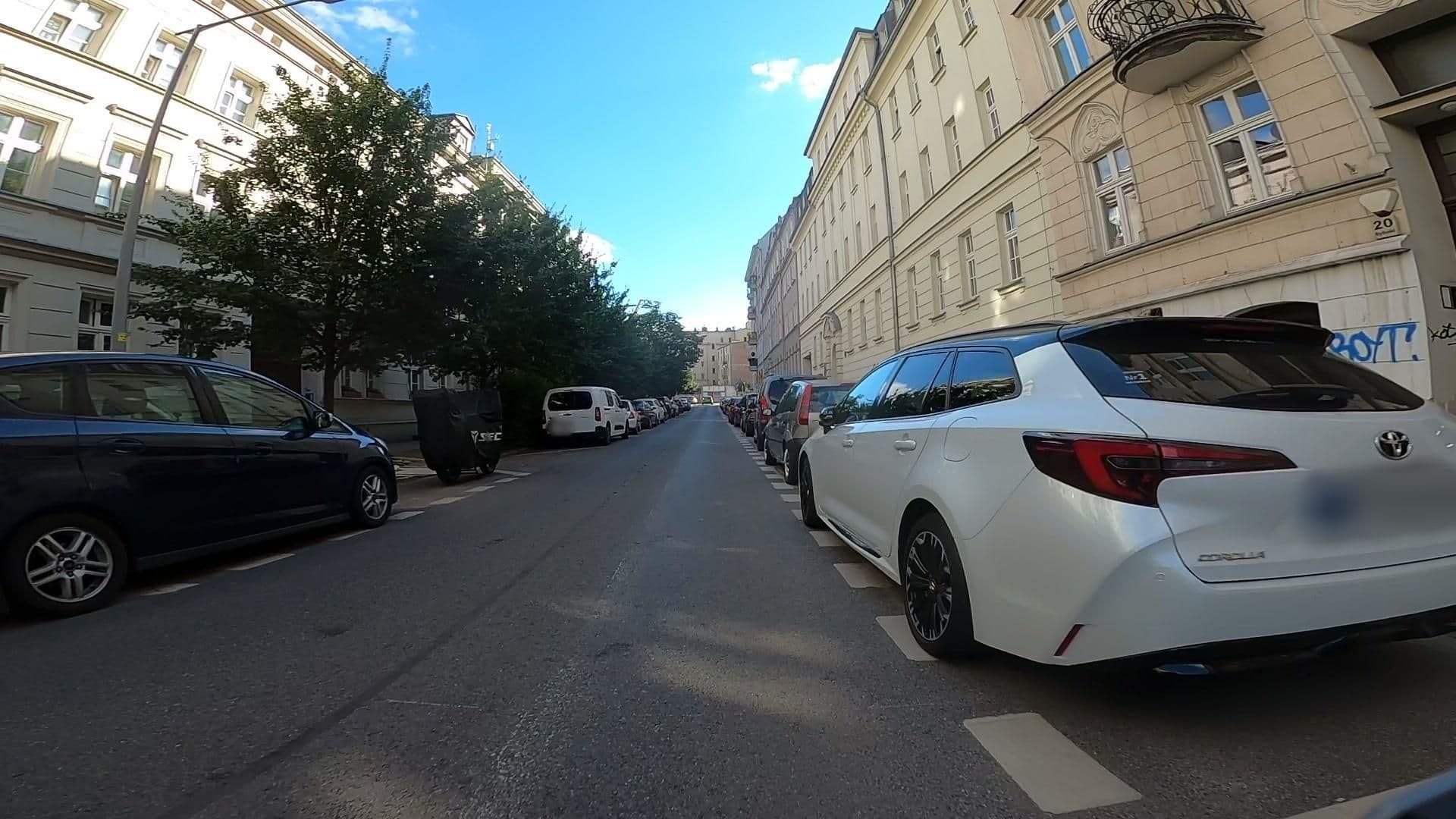 Street view near Artur Katyszewski Pub Cantada, Poznań — © mateopoznan (CC BY-SA · Mapillary)