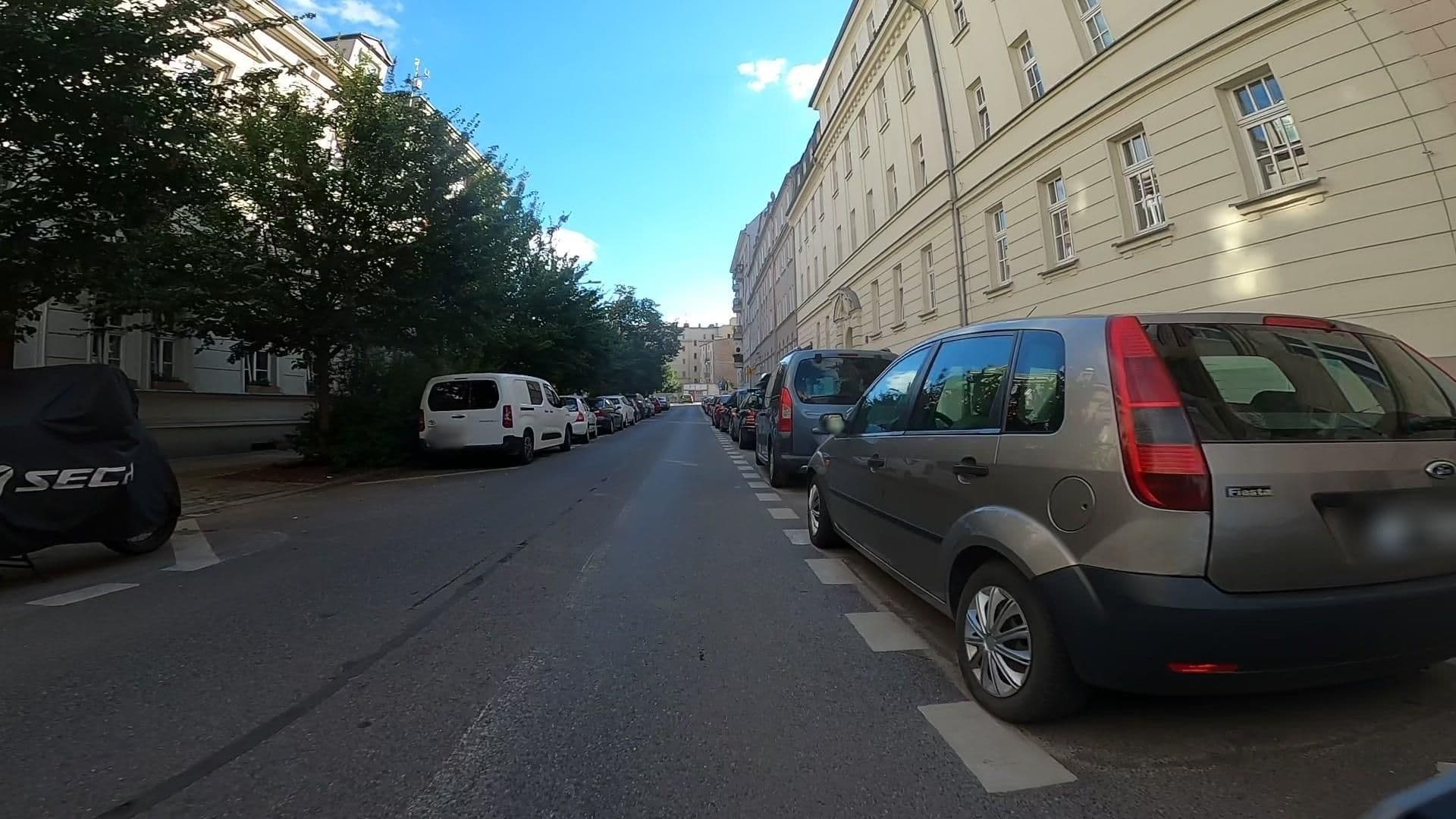 Street view near Central Apartments, Poznań — © mateopoznan (CC BY-SA · Mapillary)
