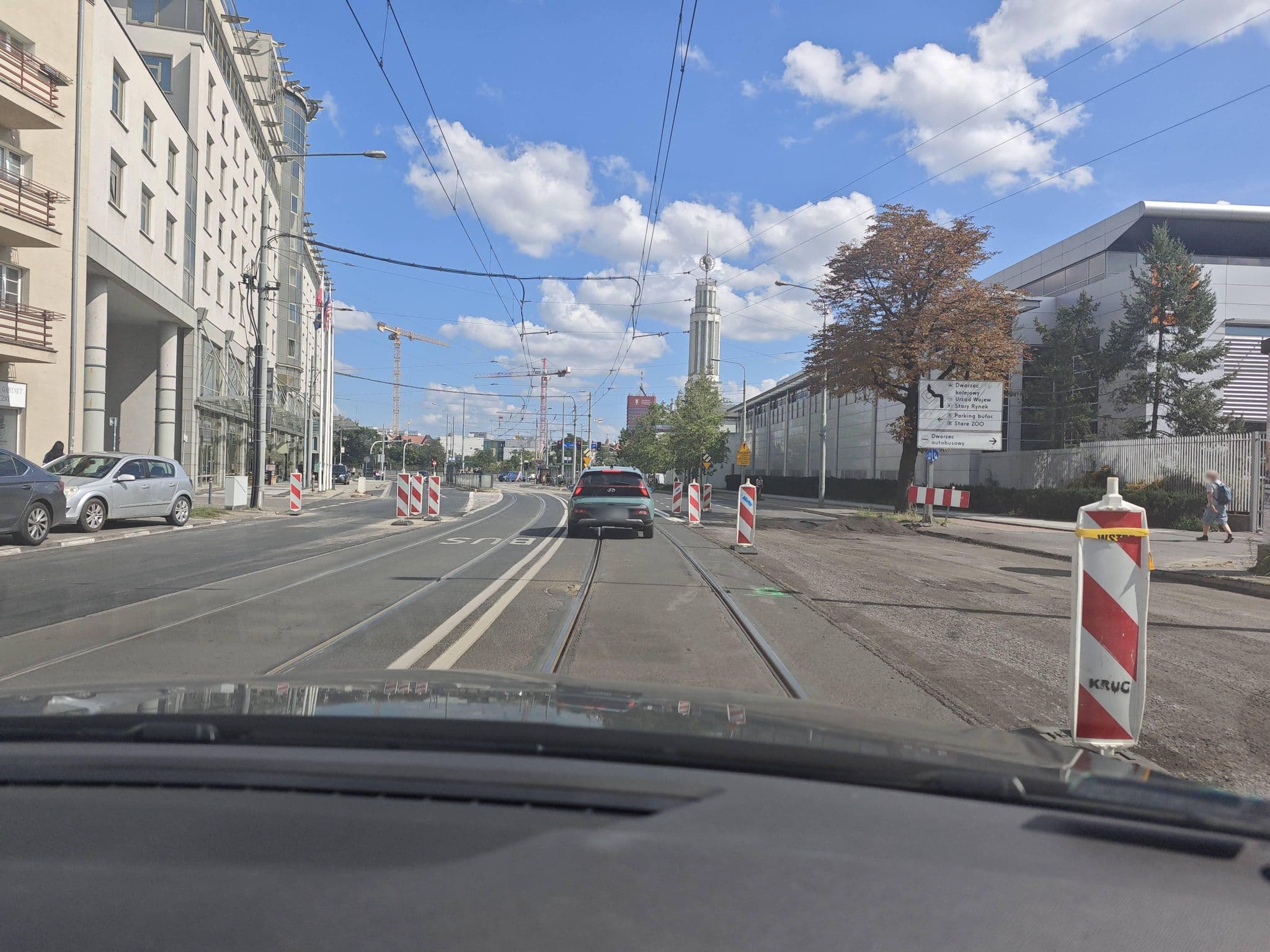 Street view near Pensjonat Pentagos, Poznań — © jacekb (CC BY-SA · Mapillary)