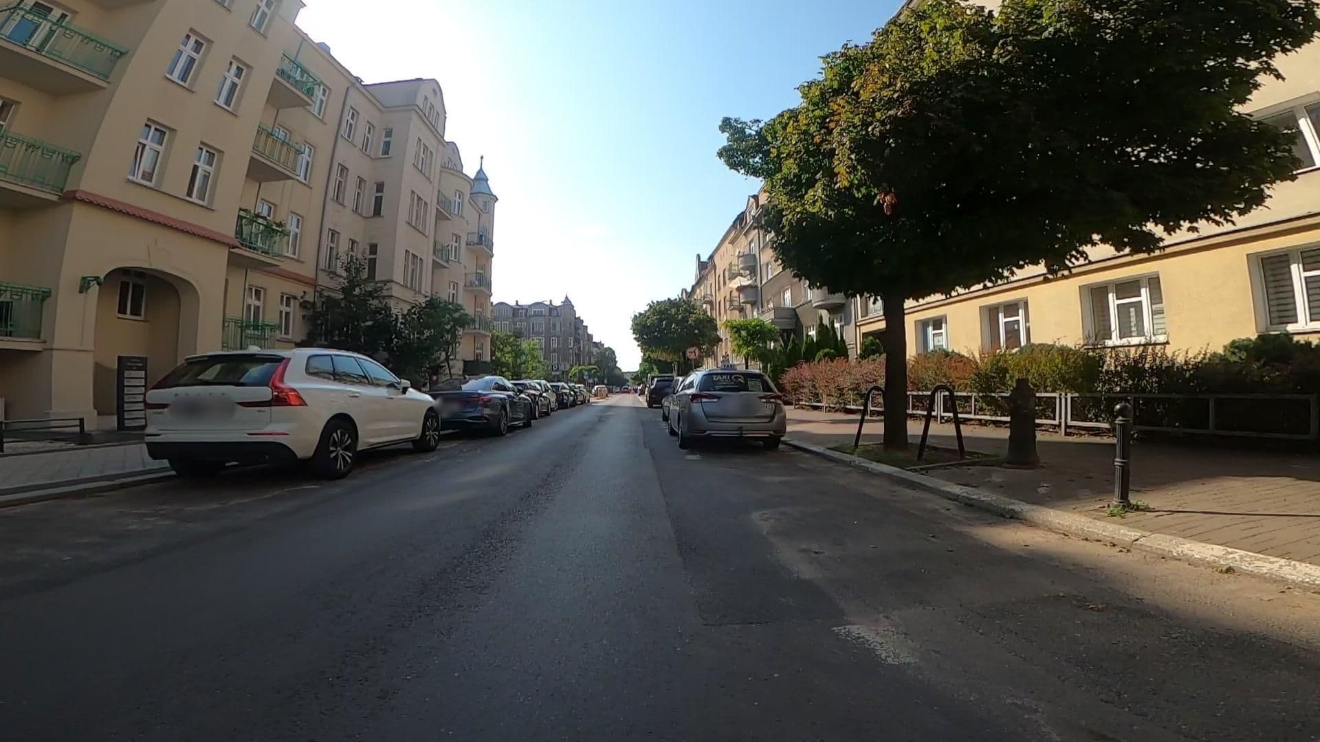 Street view near Sleep Well, Poznań — © mateopoznan (CC BY-SA · Mapillary)