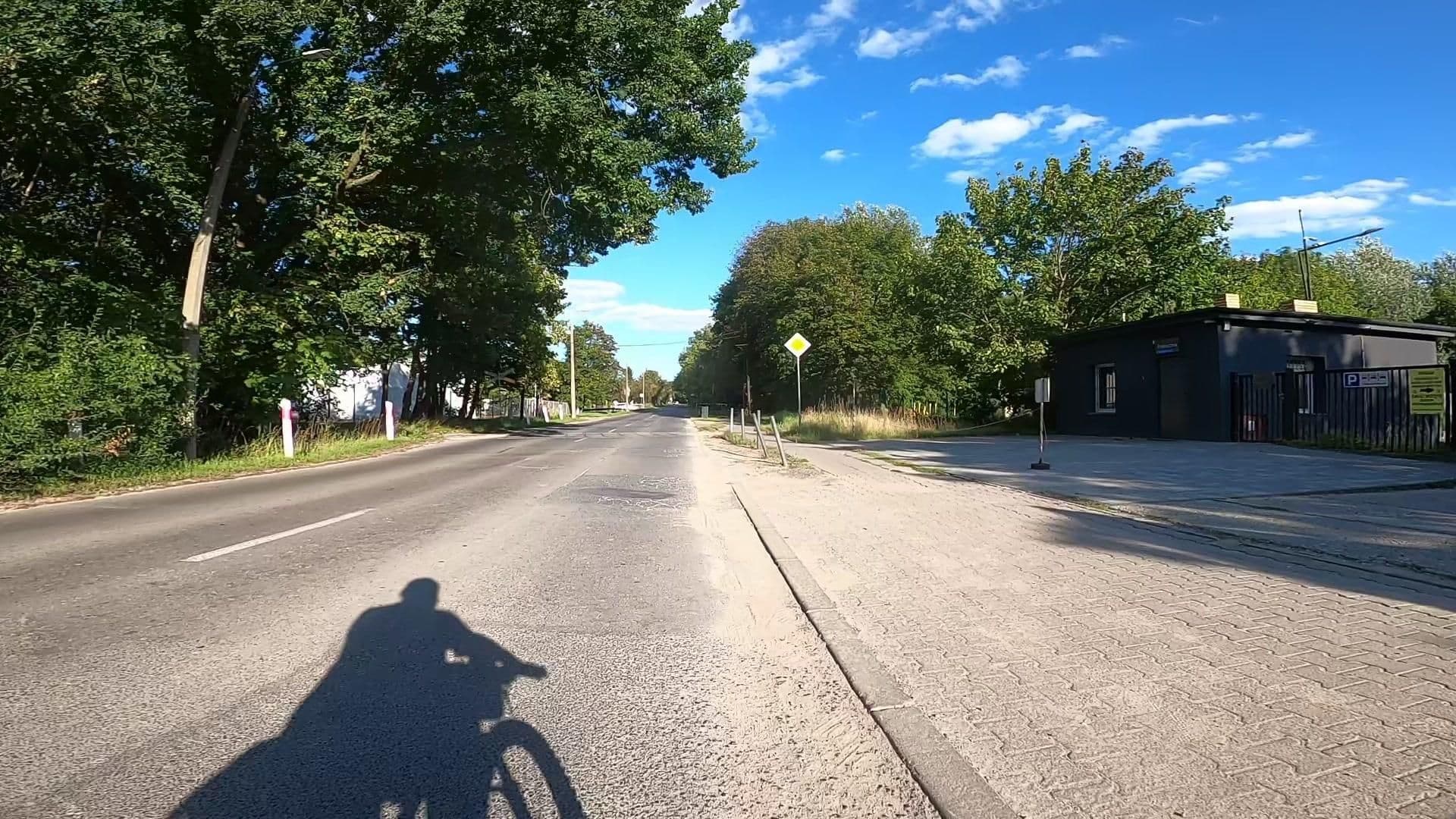 Street view near Eco-Cars Sp. z o.o., Luboń — © mateopoznan (CC BY-SA · Mapillary)
