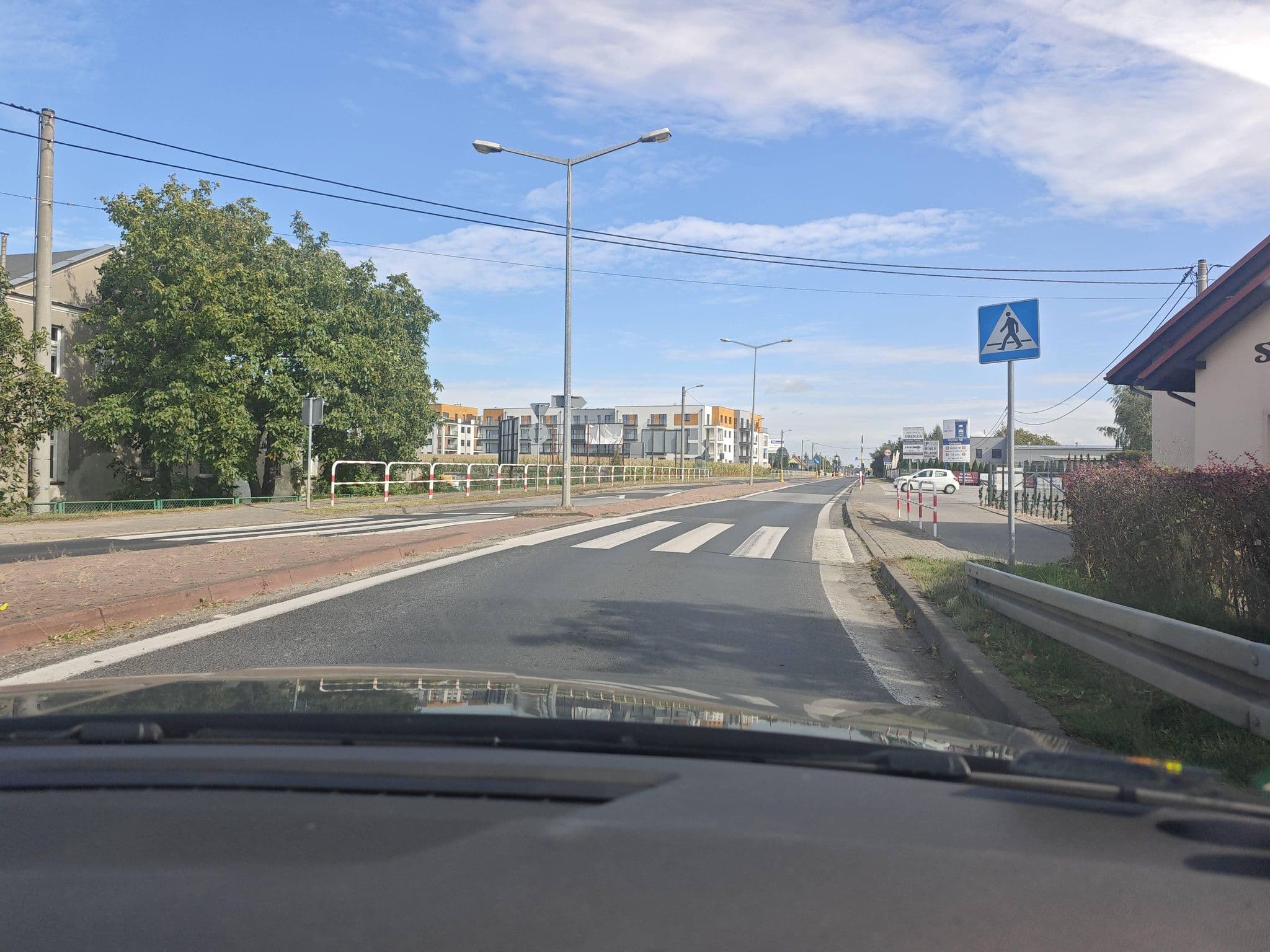 Street view near Hotel Victoria, Gniezno — © jacekb (CC BY-SA · Mapillary)