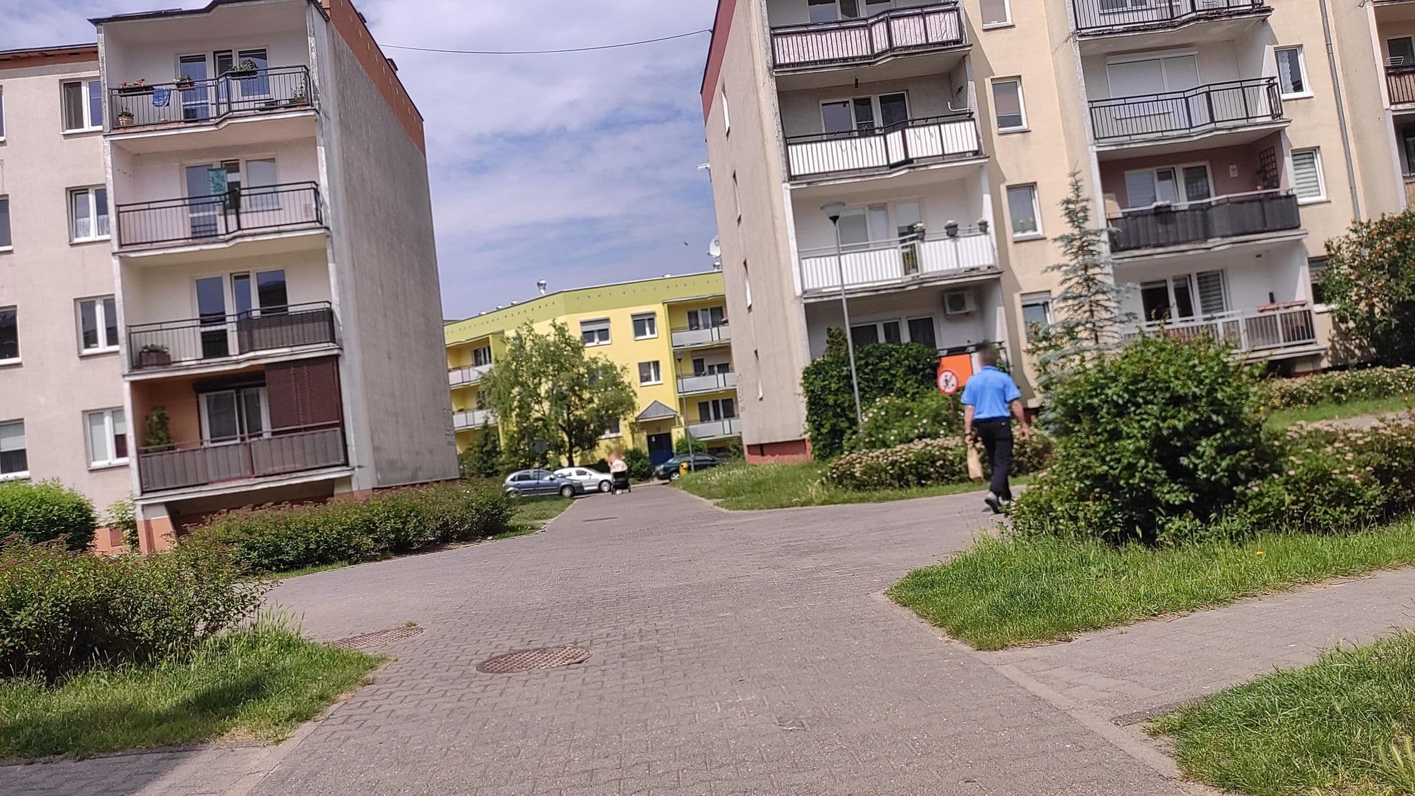 Street view near "Argast" Przedsiębiorstwo Handlowo-Usługowe Maria Arkuszyńska, Swarzędz — © jacekb (CC BY-SA · Mapillary)
