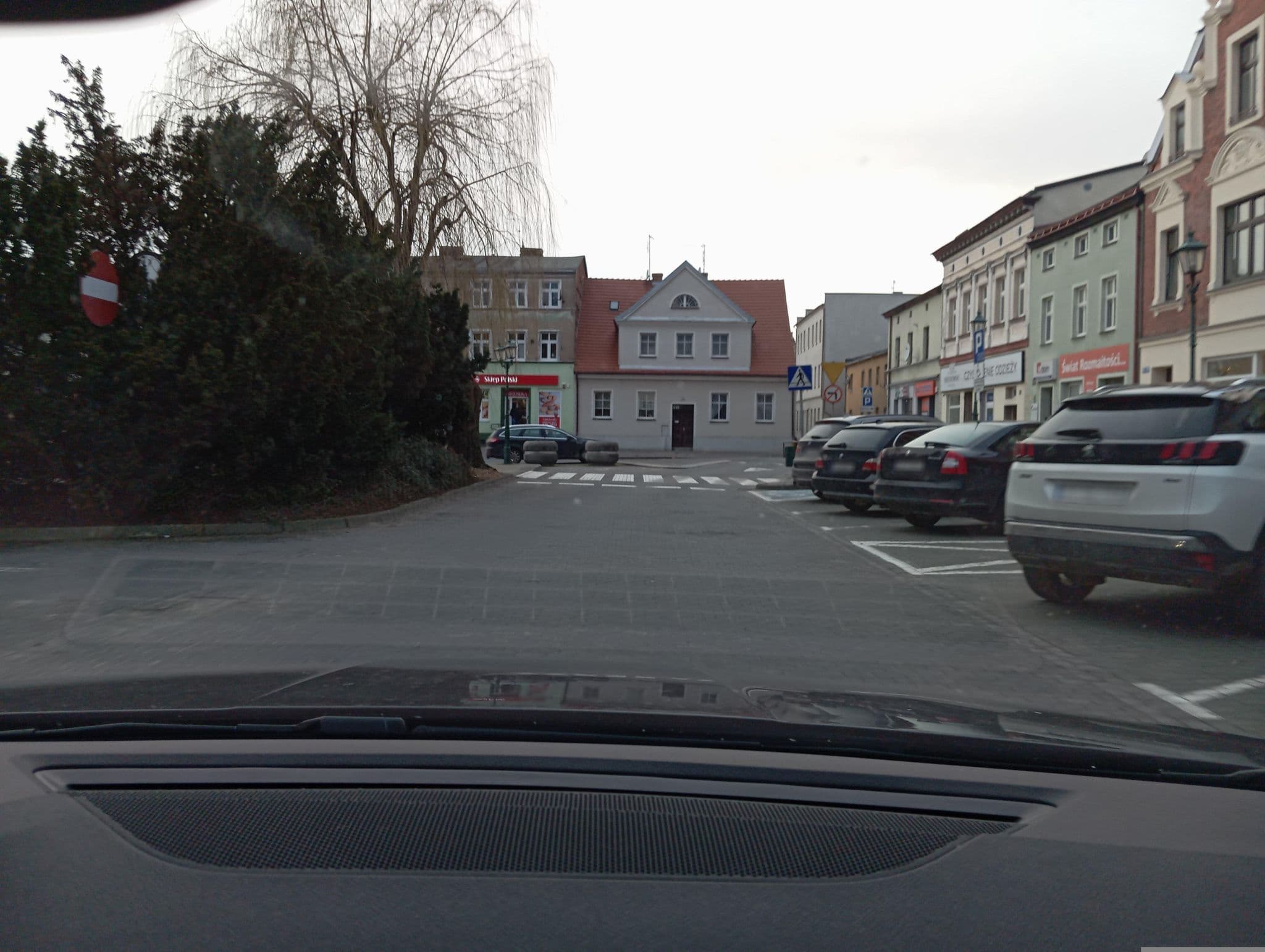Street view near Wspólnota Mieszkaniowa Ul Serdeczna 19 Zalasewo, Swarzędz — © jacekb (CC BY-SA · Mapillary)