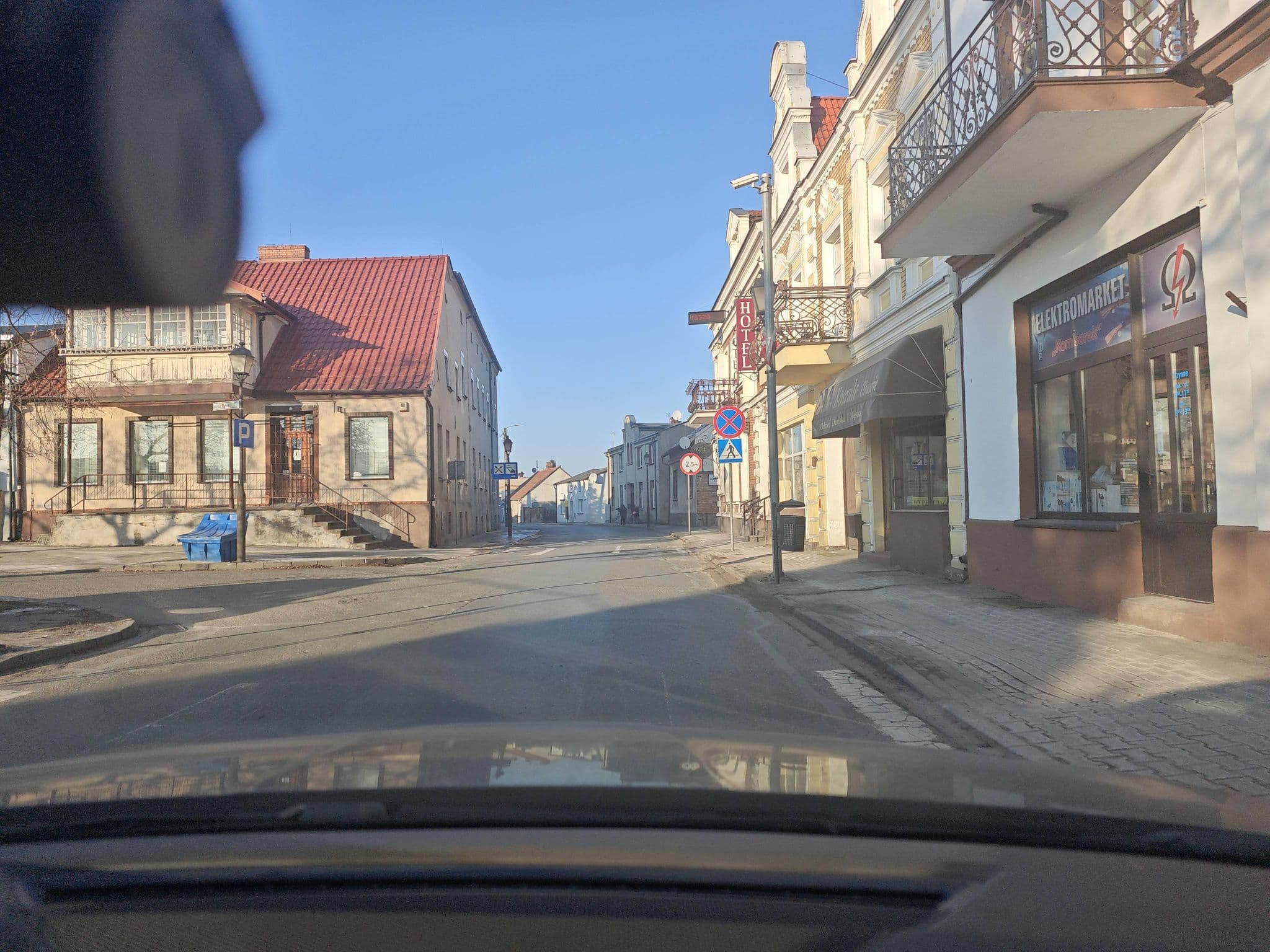 Street view near Hotel uluBIOny, Kostrzyn — © jacekb (CC BY-SA · Mapillary)