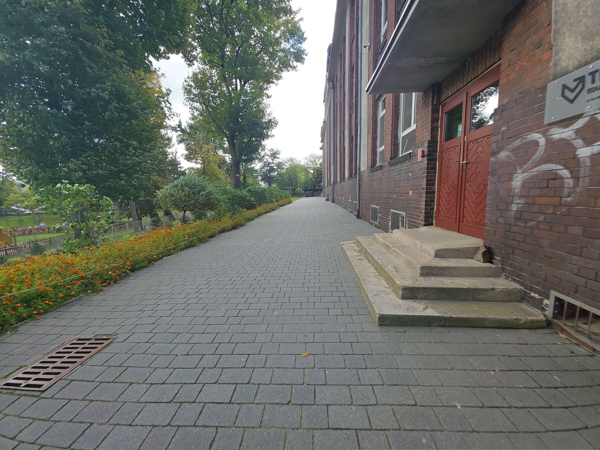 Street view near SSM Gniezno, Gniezno — © and987 (CC BY-SA · Mapillary)