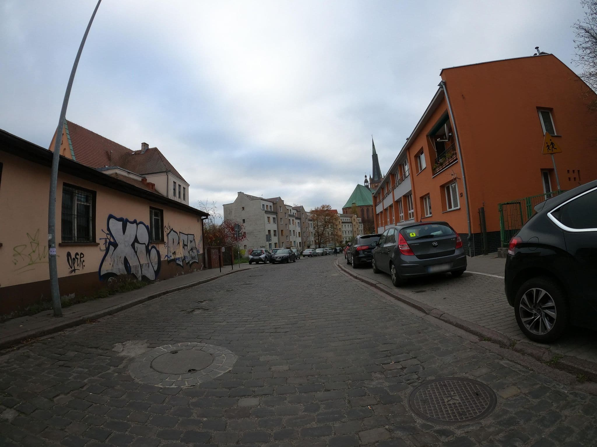 Street view near Kurkowa Apartments, Szczecin — © masterofnoroad (CC BY-SA · Mapillary)