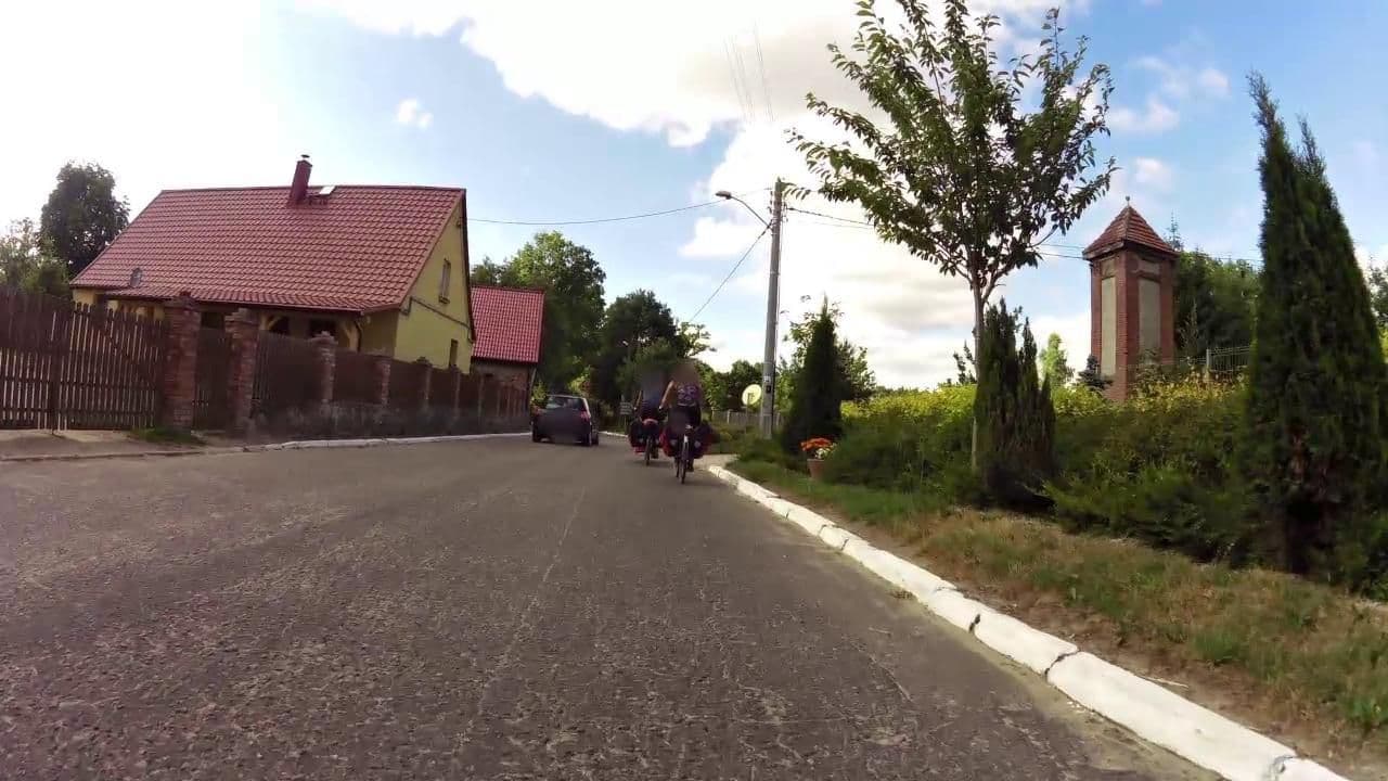 Street view near Młyn Nad Starą Regą Ośrodek Agroturystyczny, Łobez — © masterofnoroad (CC BY-SA · Mapillary)