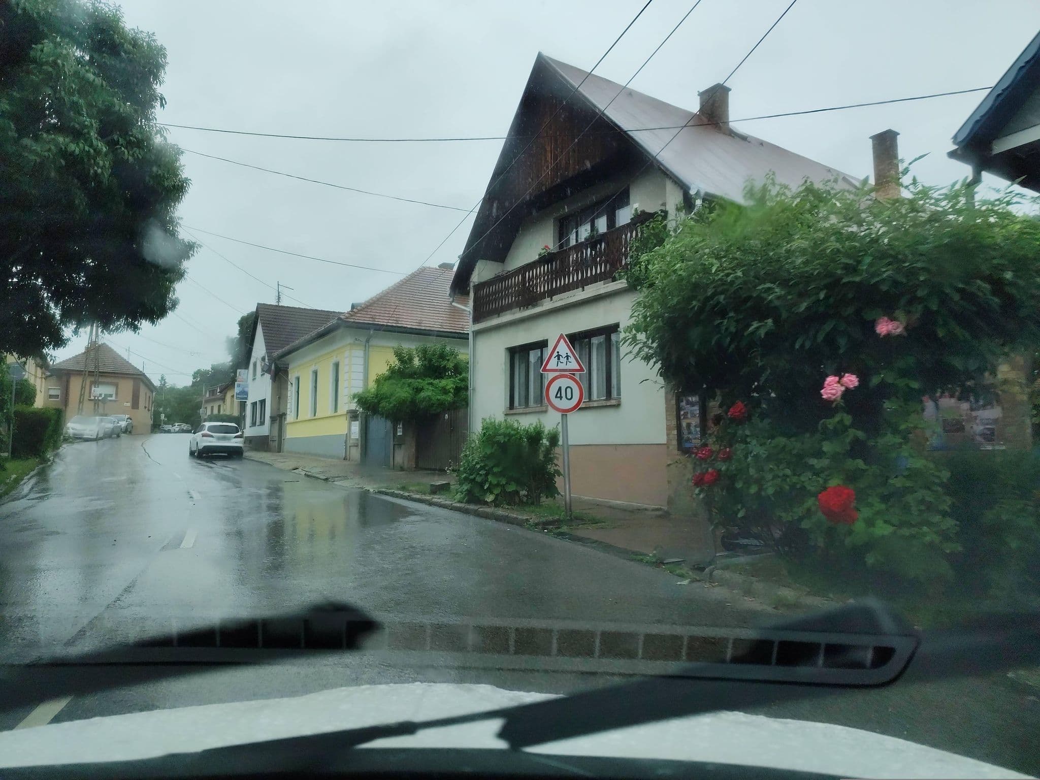 Street view near Édeske szállás, Nagymaros — © mkpest2 (CC BY-SA · Mapillary)