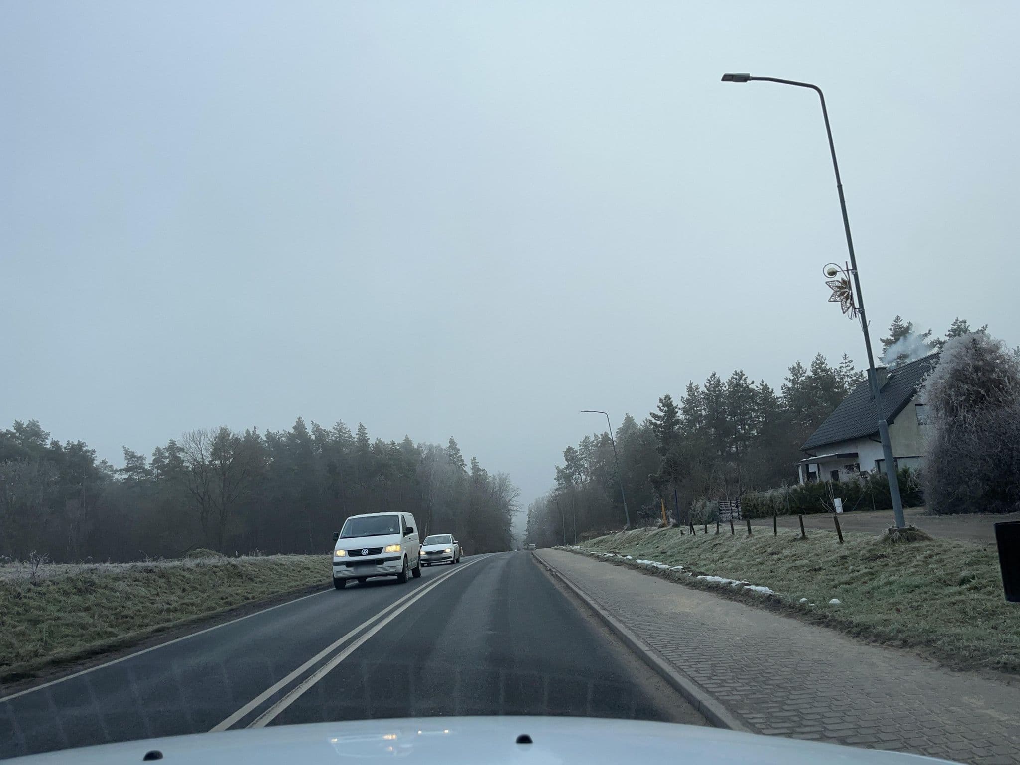 Street view near Kwatery prywatne, Kalisz Pomorski — © masterofnoroad (CC BY-SA · Mapillary)