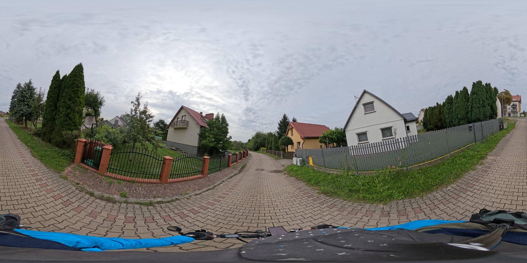 Street view near Apartament Pod Kasztanami, Ińsko — © masterofnoroad (CC BY-SA · Mapillary)