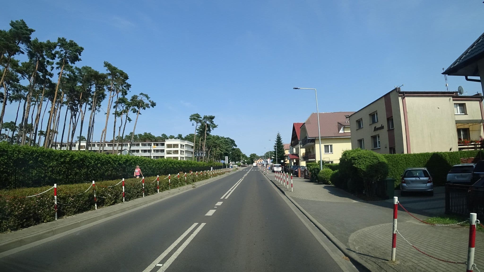 Street view near Domki i Pokoje Marcela Dziwnówek, Dziwnów — © flohoff (CC BY-SA · Mapillary)