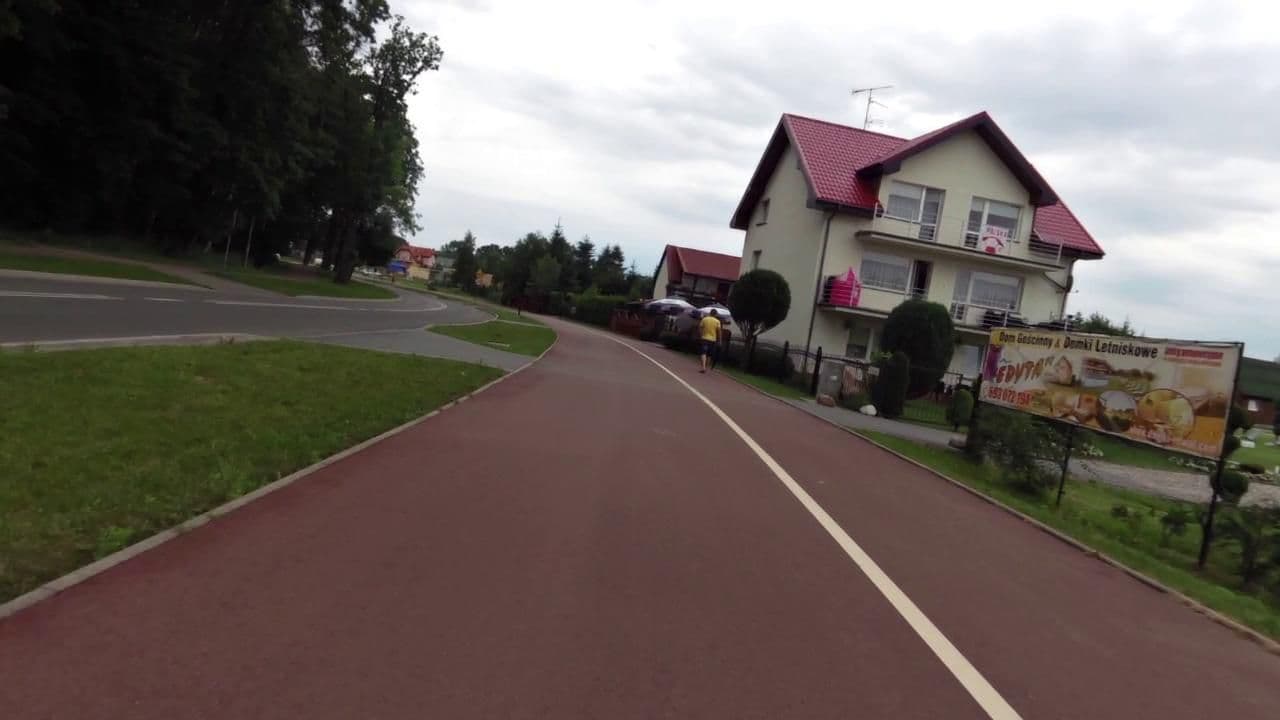 Street view near Dom Gościnny "Edyta" Jerzy Szwaluk, Pobierowo — © masterofnoroad (CC BY-SA · Mapillary)
