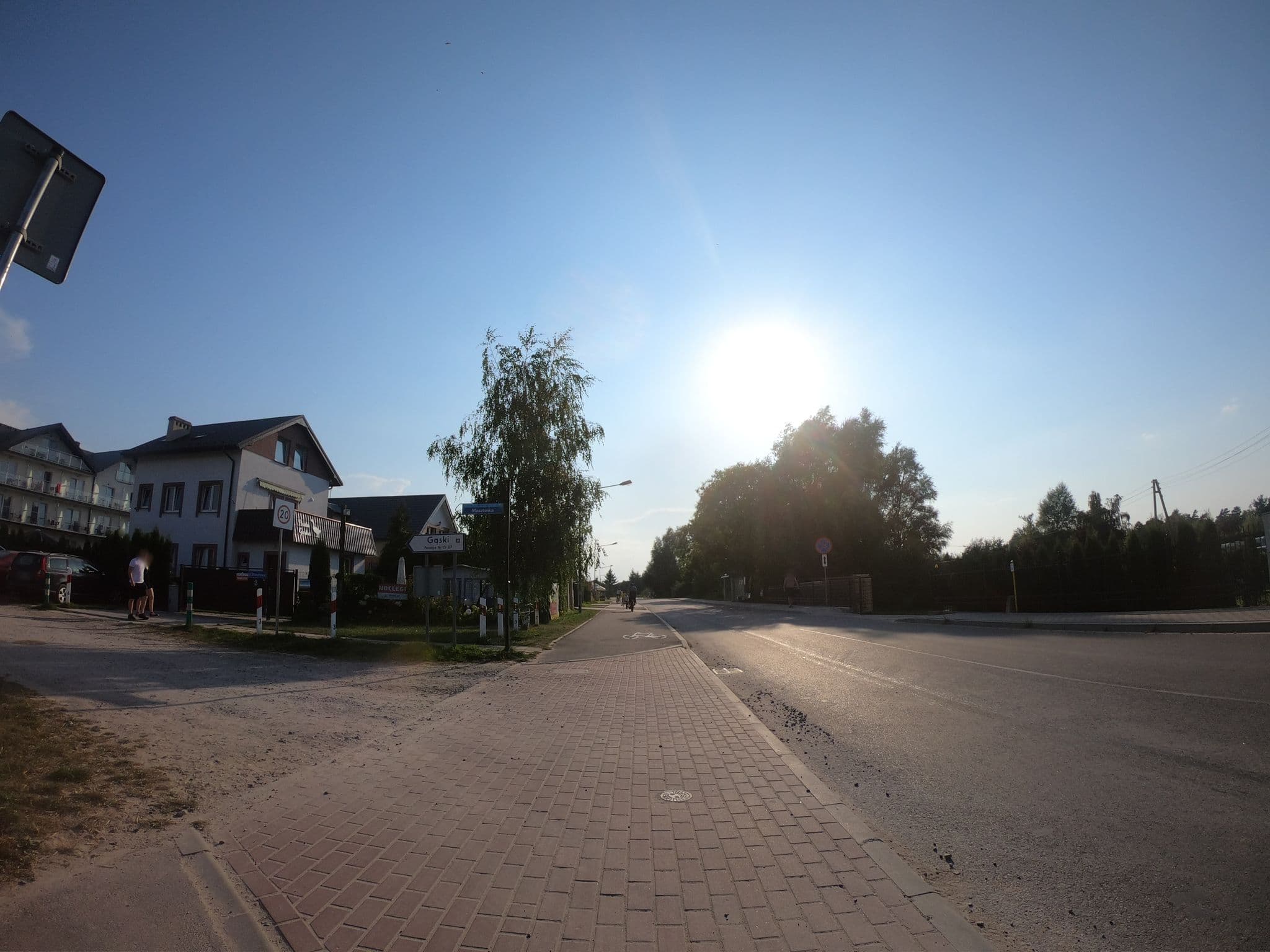 Street view near USŁUGI HOTELARSKIE - WYNAJEM POKOI GOŚCINNYCH Tadeusz Komorowski, Ustronie Morskie — © masterofnoroad (CC BY-SA · Mapillary)