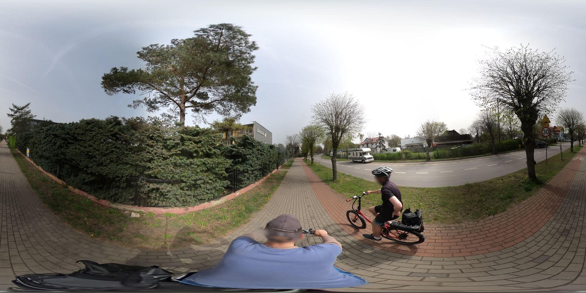 Street view near Dankar Ośrodek Wypoczynkowo - Rekreacyjny Hotele ADC Sp. z o.o., Dziwnów — © tomlo1980 (CC BY-SA · Mapillary)
