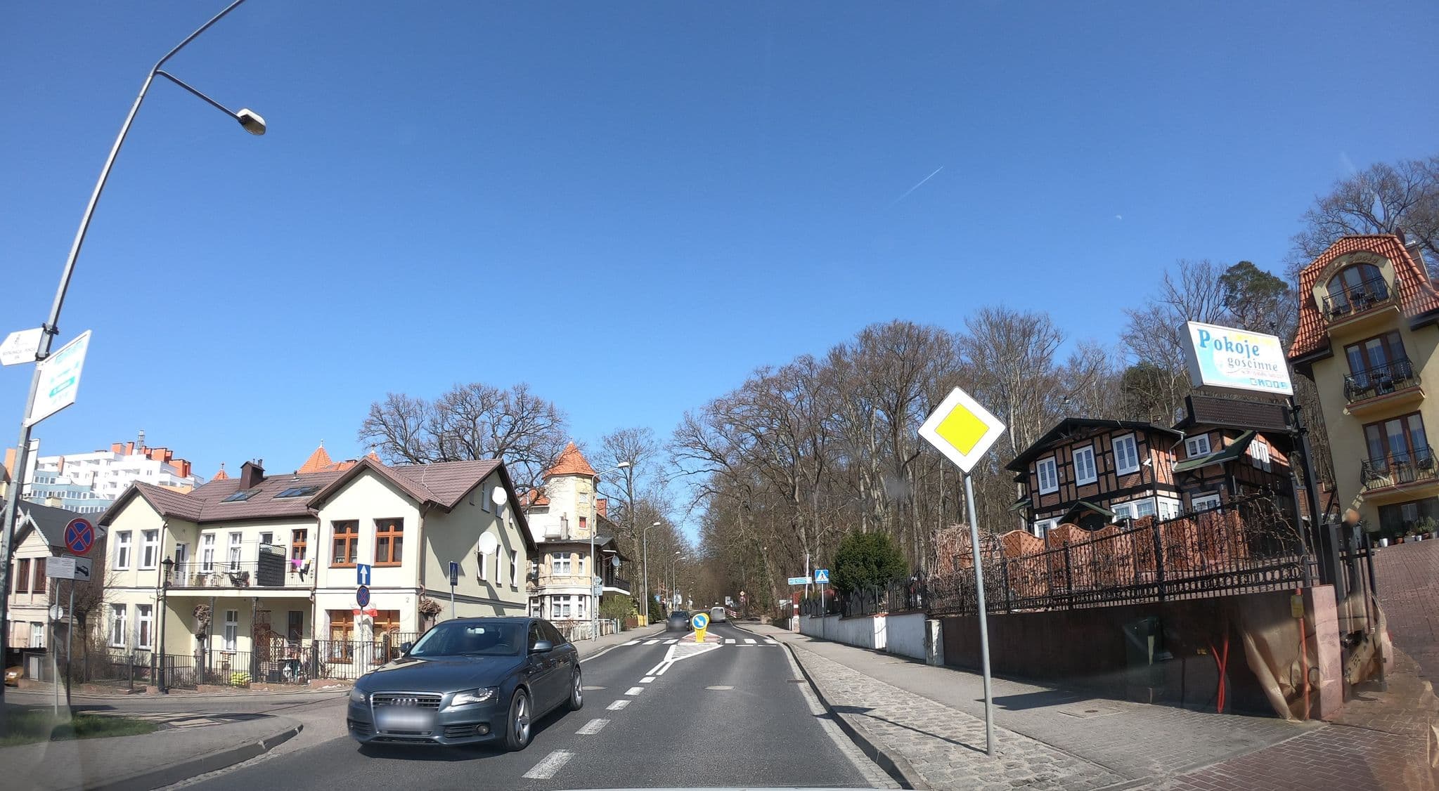 Street view near Willa Tusia, Międzyzdroje — © masterofnoroad (CC BY-SA · Mapillary)