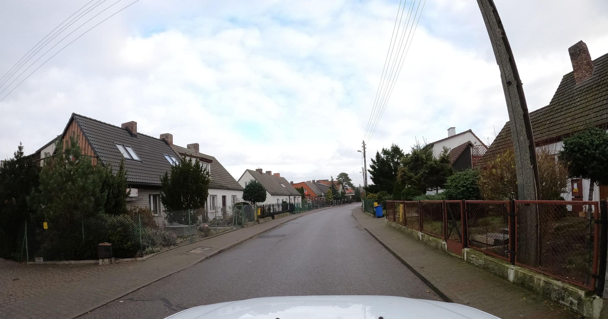 Street view near Poje "FRANCESCO" Krystyna Landau, Dziwnów — © masterofnoroad (CC BY-SA · Mapillary)