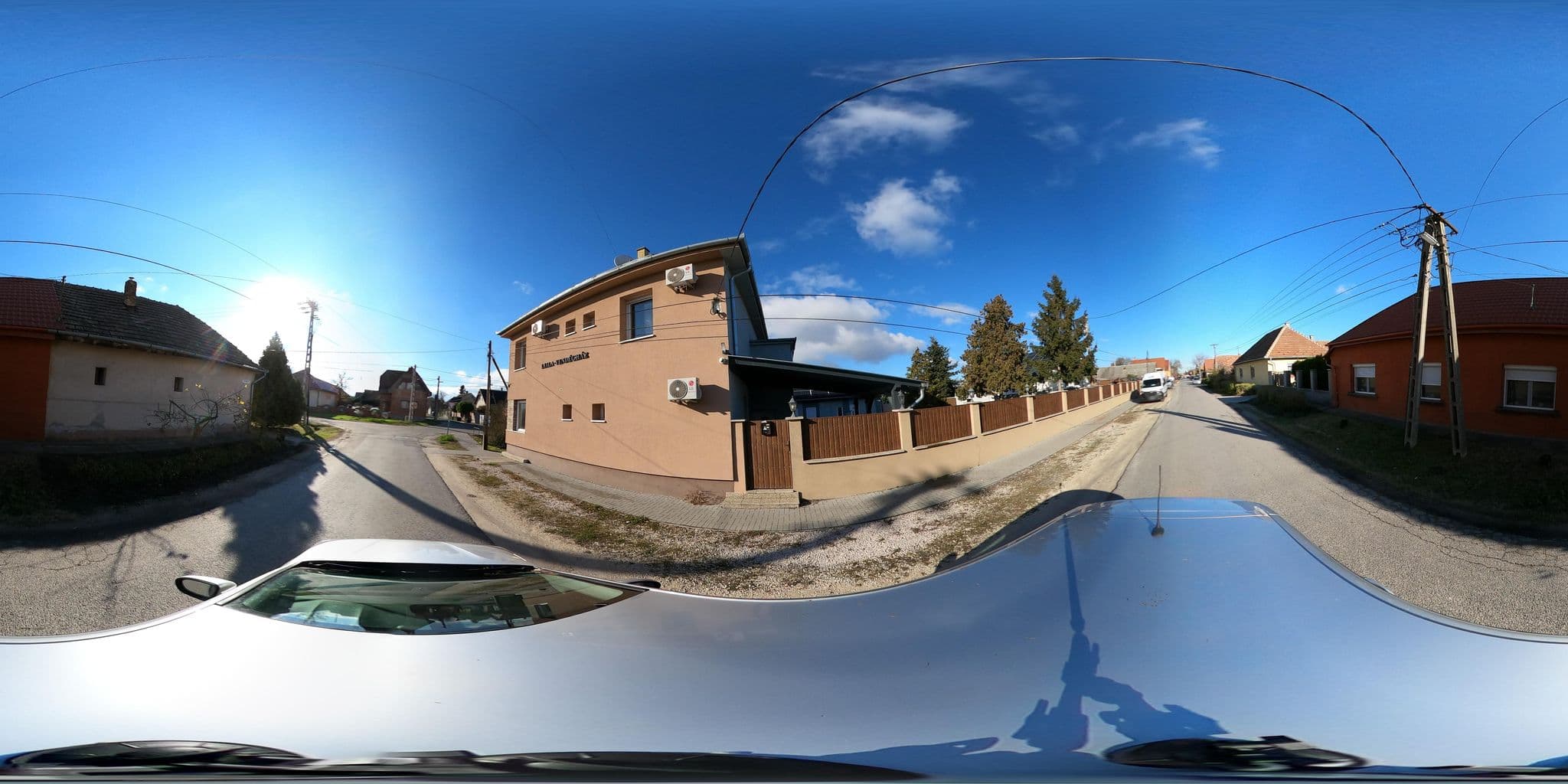 Street view near Leila-vendégház, Vecsés — © vst (CC BY-SA · Mapillary)