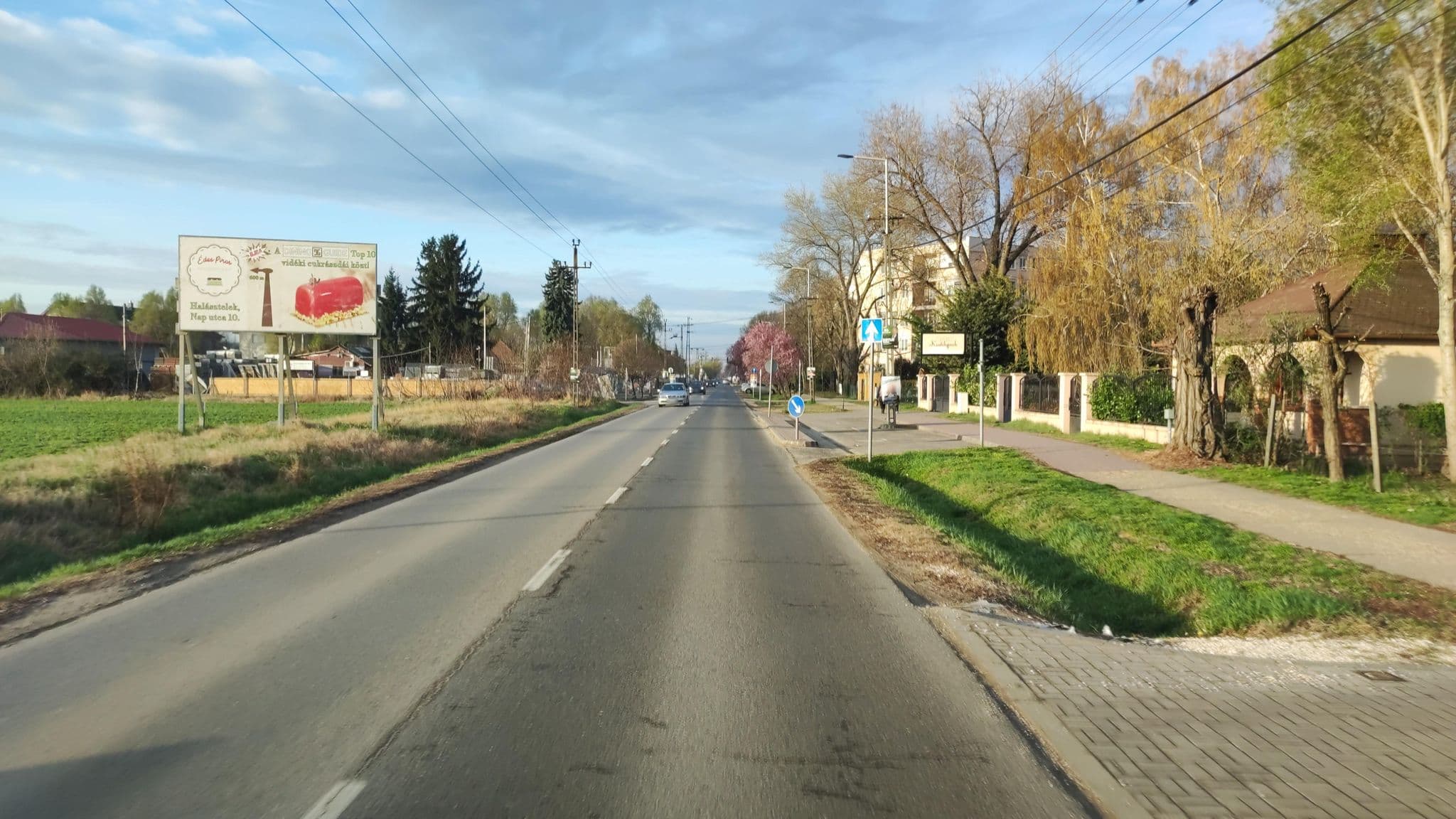 Street view near Hotel Lotus, Halásztelek — © mkpest (CC BY-SA · Mapillary)