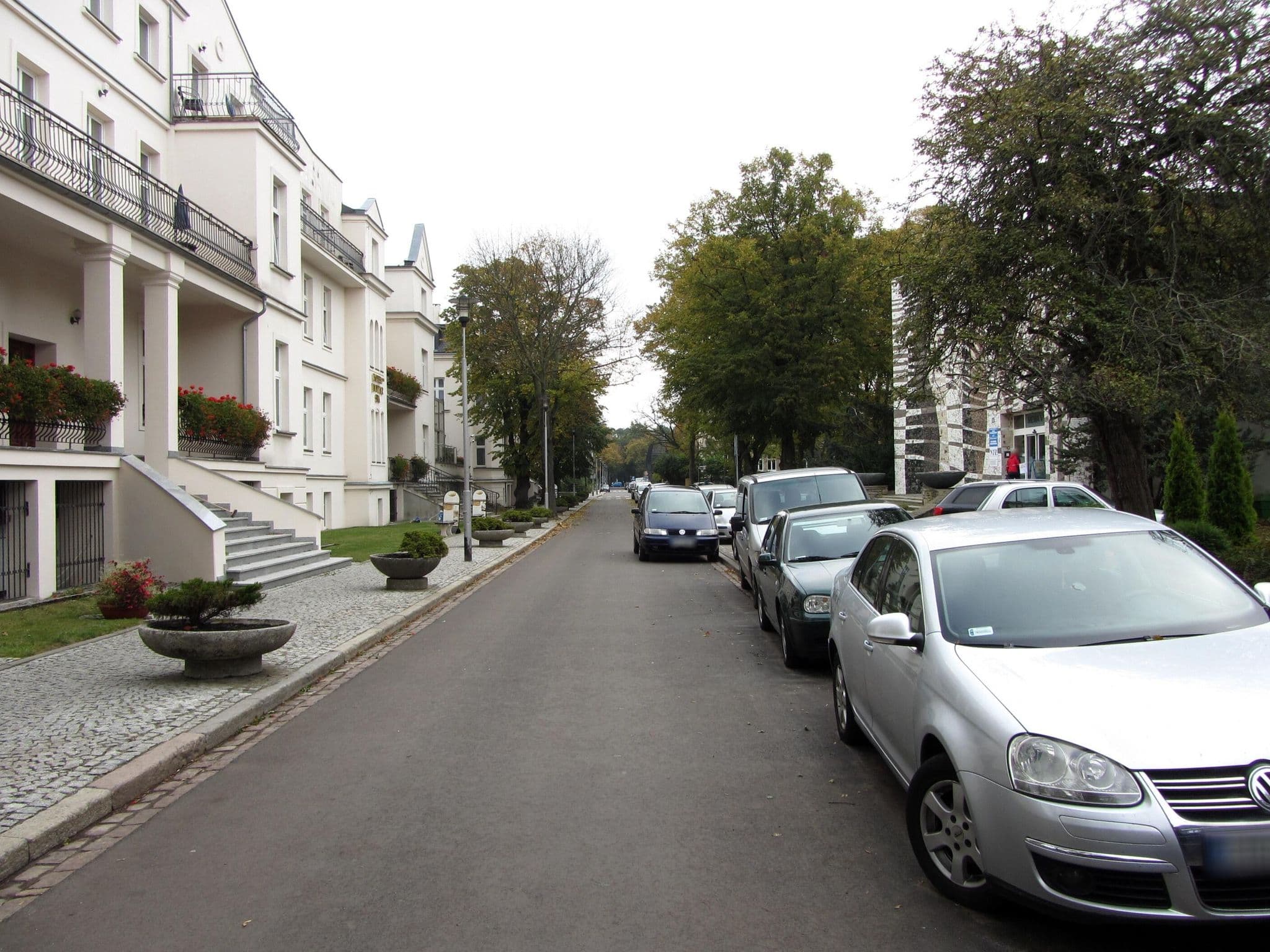 Street view near Jantar. Sanatorium Uzdrowiskowe, Kołobrzeg — © GITNE (CC BY-SA · Mapillary)