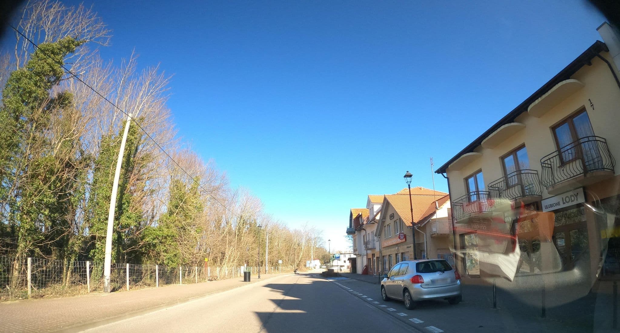 Street view near Jarosław Siomka Dom Gościnny Bursztynek, Dziwnów — © masterofnoroad (CC BY-SA · Mapillary)