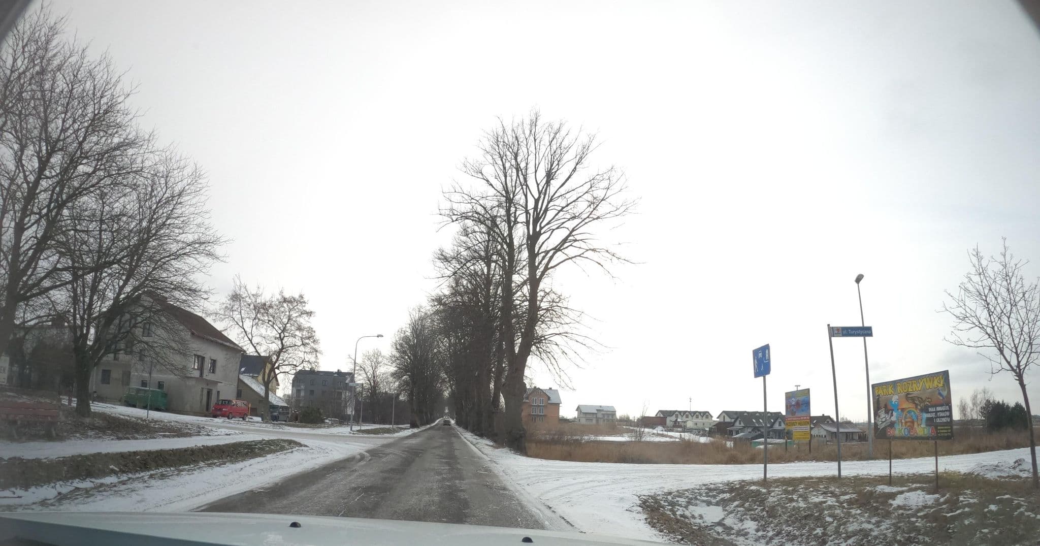 Street view near Czesmak Halina. Wynajem kwater, Ustronie Morskie — © masterofnoroad (CC BY-SA · Mapillary)