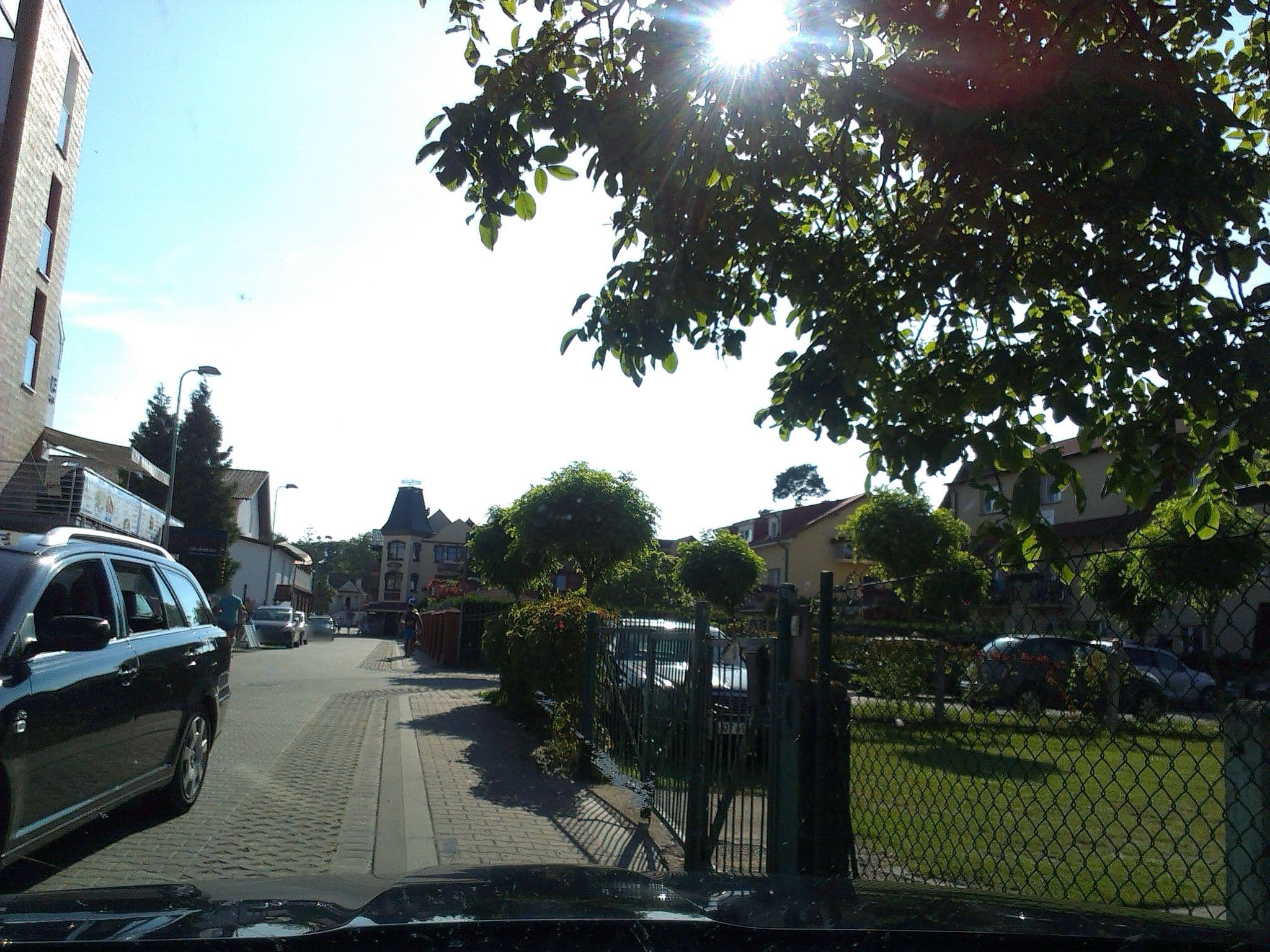 Street view near PRZEDSIĘBIORSTWO WIELOBRANŻOWE Tomasz JANISZEWSKI, Dziwnów — © itte (CC BY-SA · Mapillary)