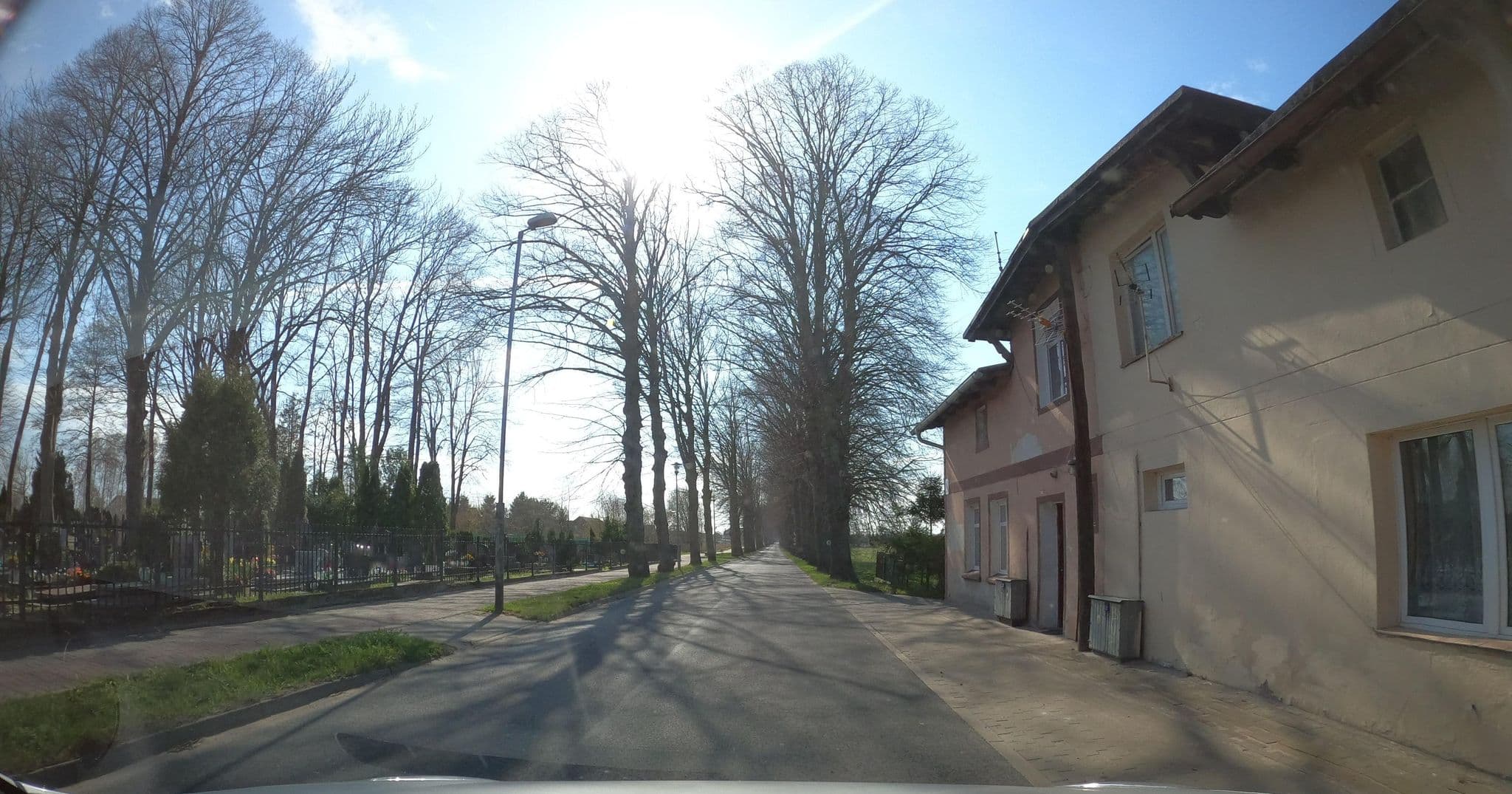 Street view near "Wynajem Pokoi" Leokadia Adamowicz, Mielno — © masterofnoroad (CC BY-SA · Mapillary)
