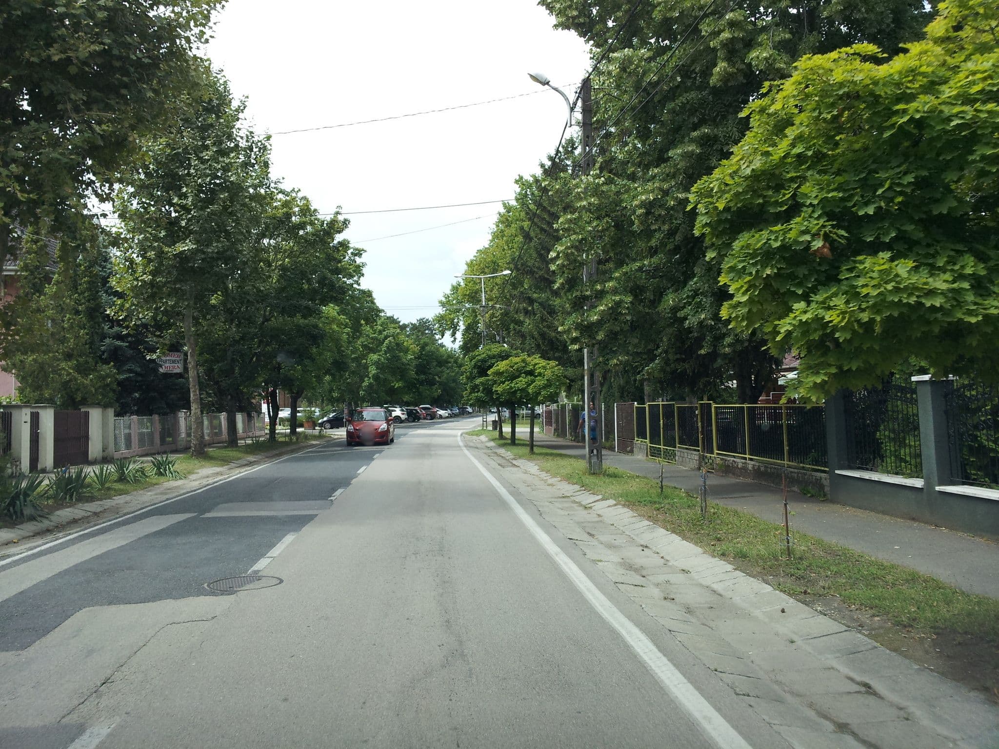 Street view near Zsuzsa Apartman, Siófok — © kolesajr (CC BY-SA · Mapillary)