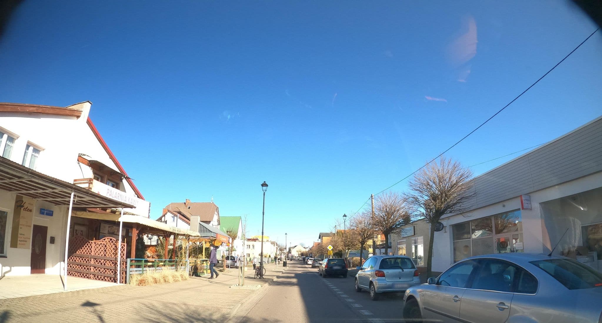 Street view near Kavera. Dom gościnny, Dziwnów — © masterofnoroad (CC BY-SA · Mapillary)