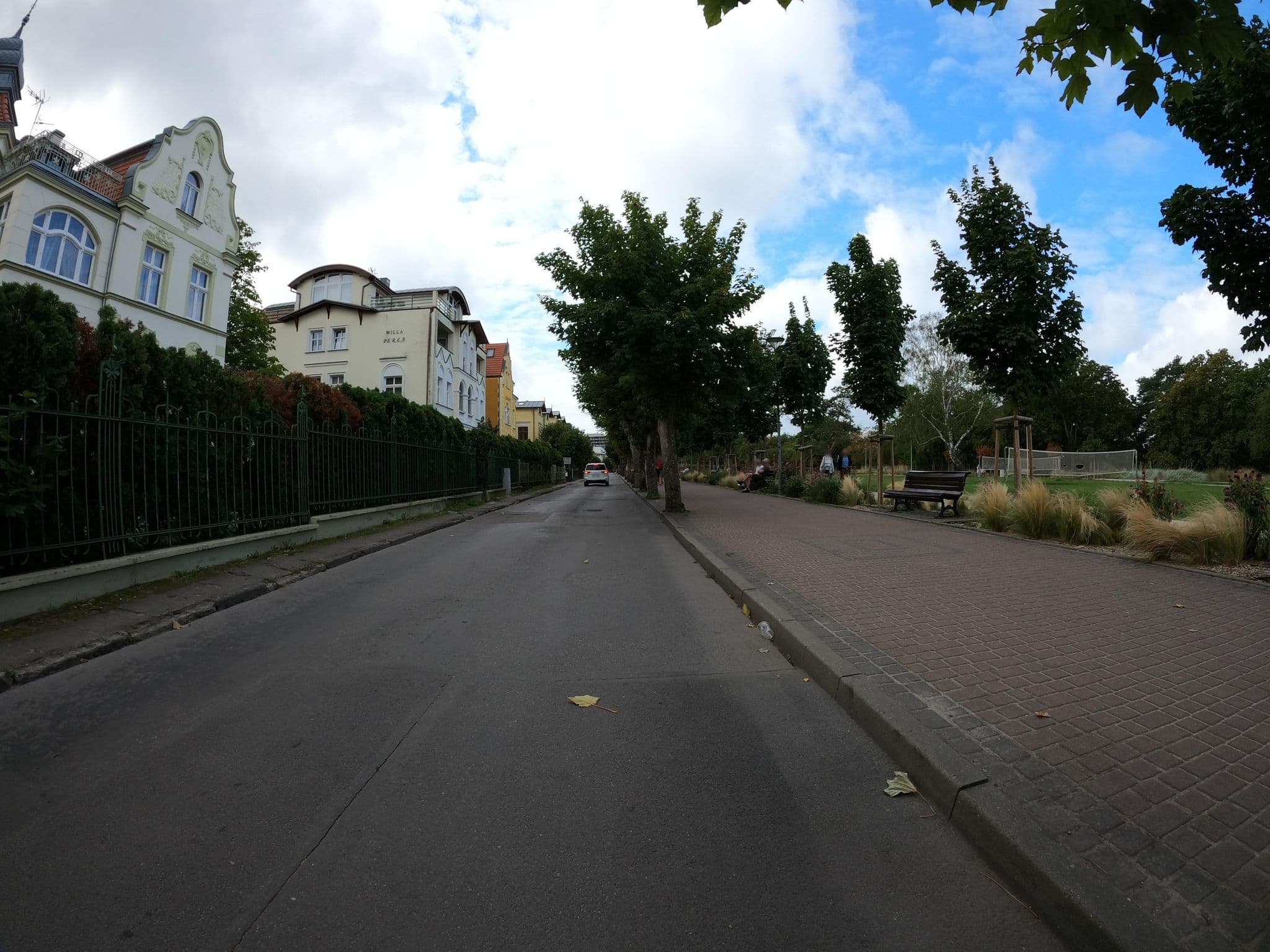 Street view near "Aurora" Hotel Restauracja Teresa i Mirosław Tyszkiewicz, Międzyzdroje — © masterofnoroad (CC BY-SA · Mapillary)