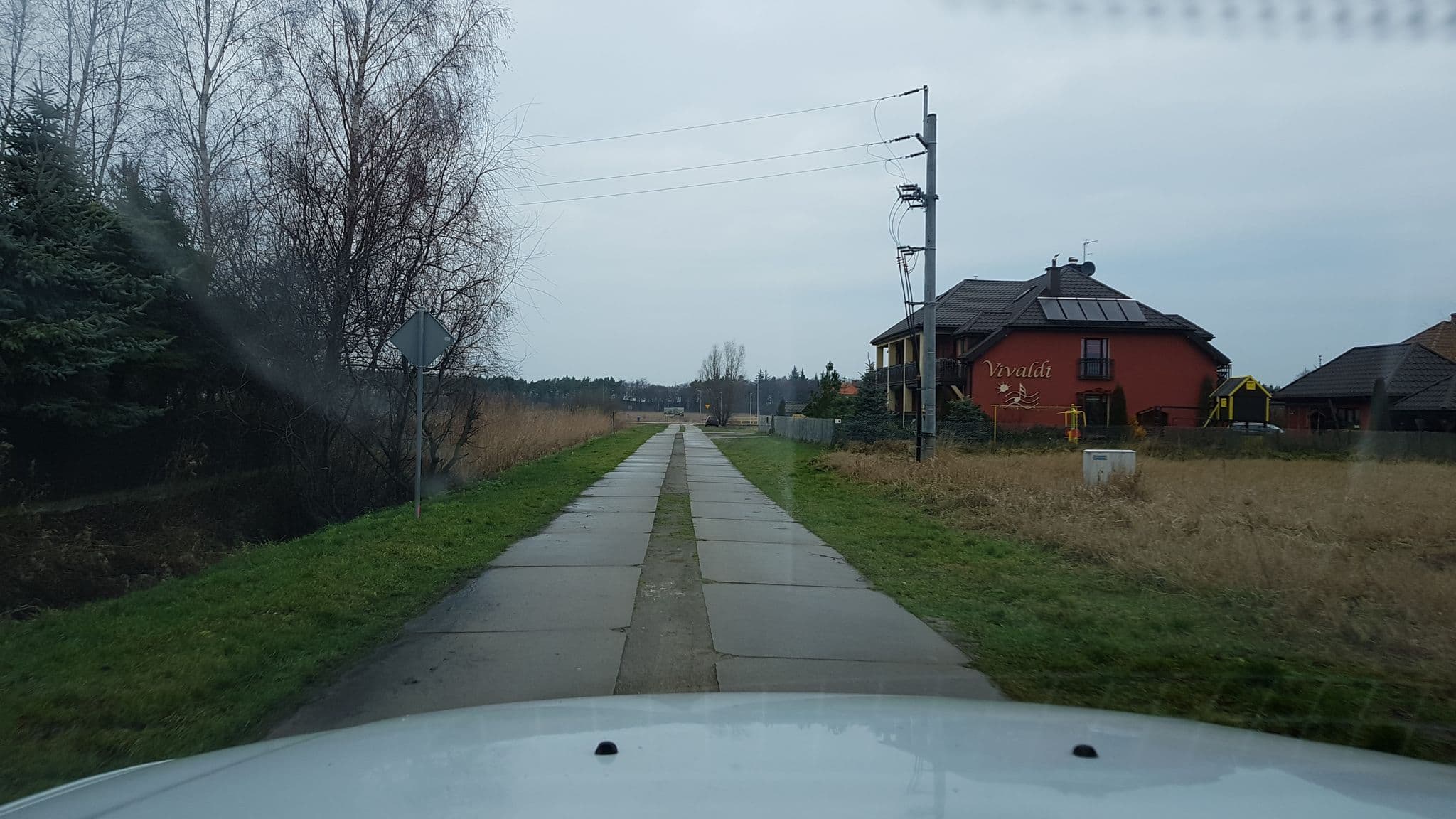 Street view near Pokoje gościnne Sabrina, Grzybowo — © masterofnoroad (CC BY-SA · Mapillary)